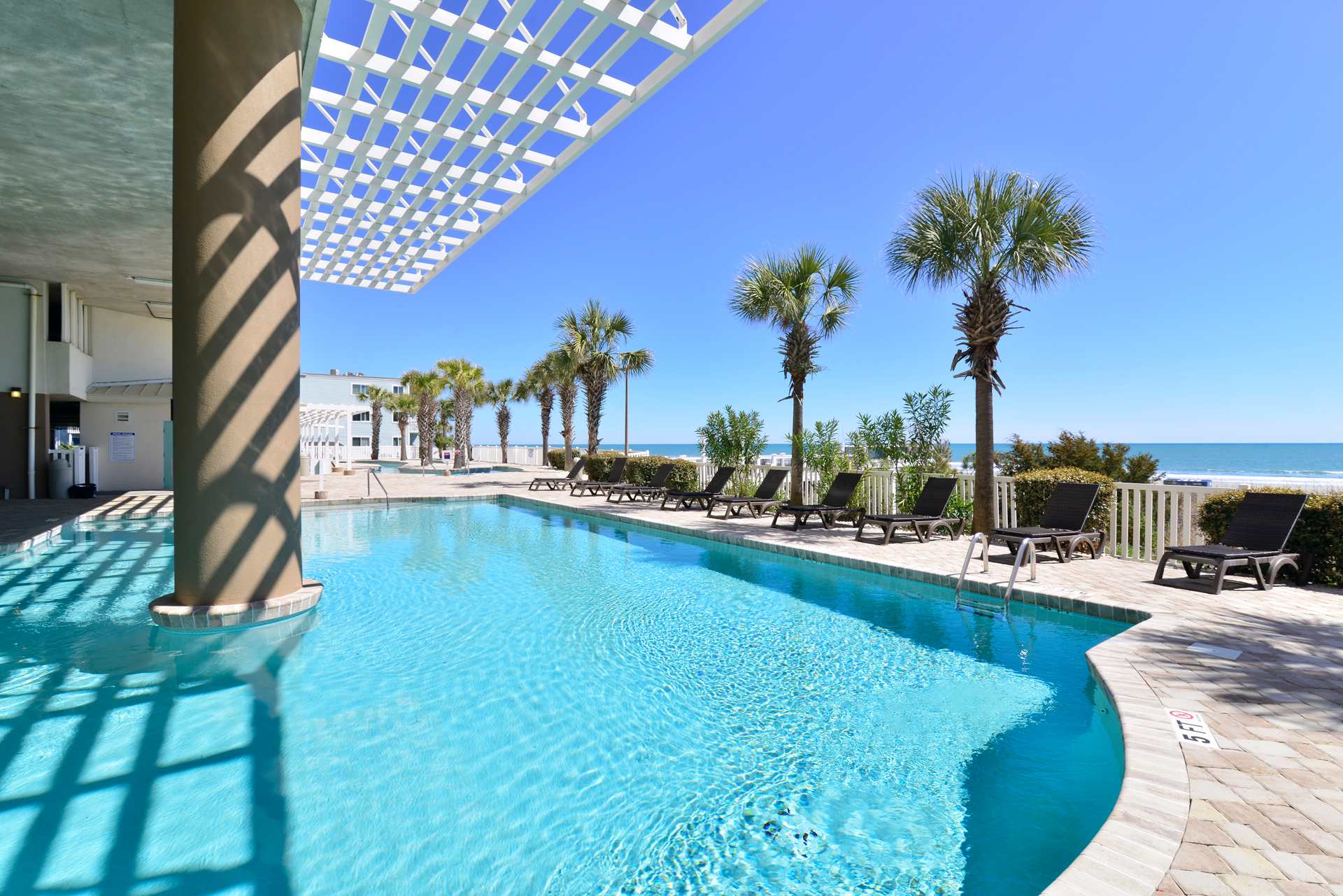 All New Oceanfront Luxury w Lazy River