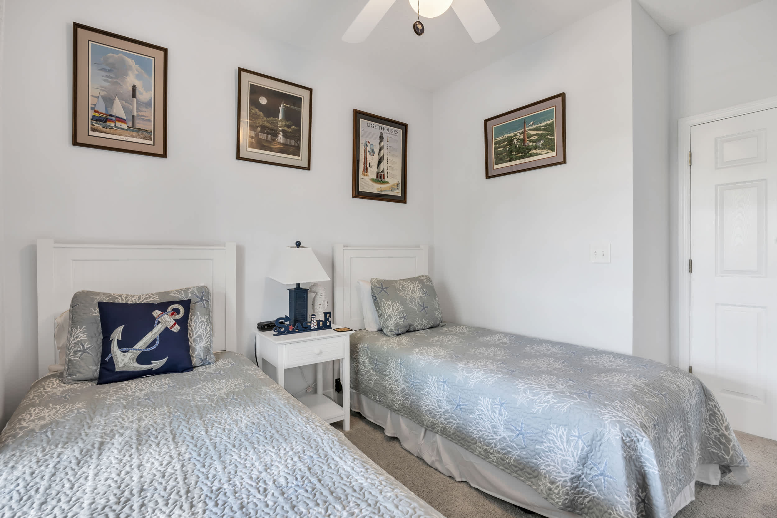 Angie's Place w Huge Resort Pool n Hot Tub