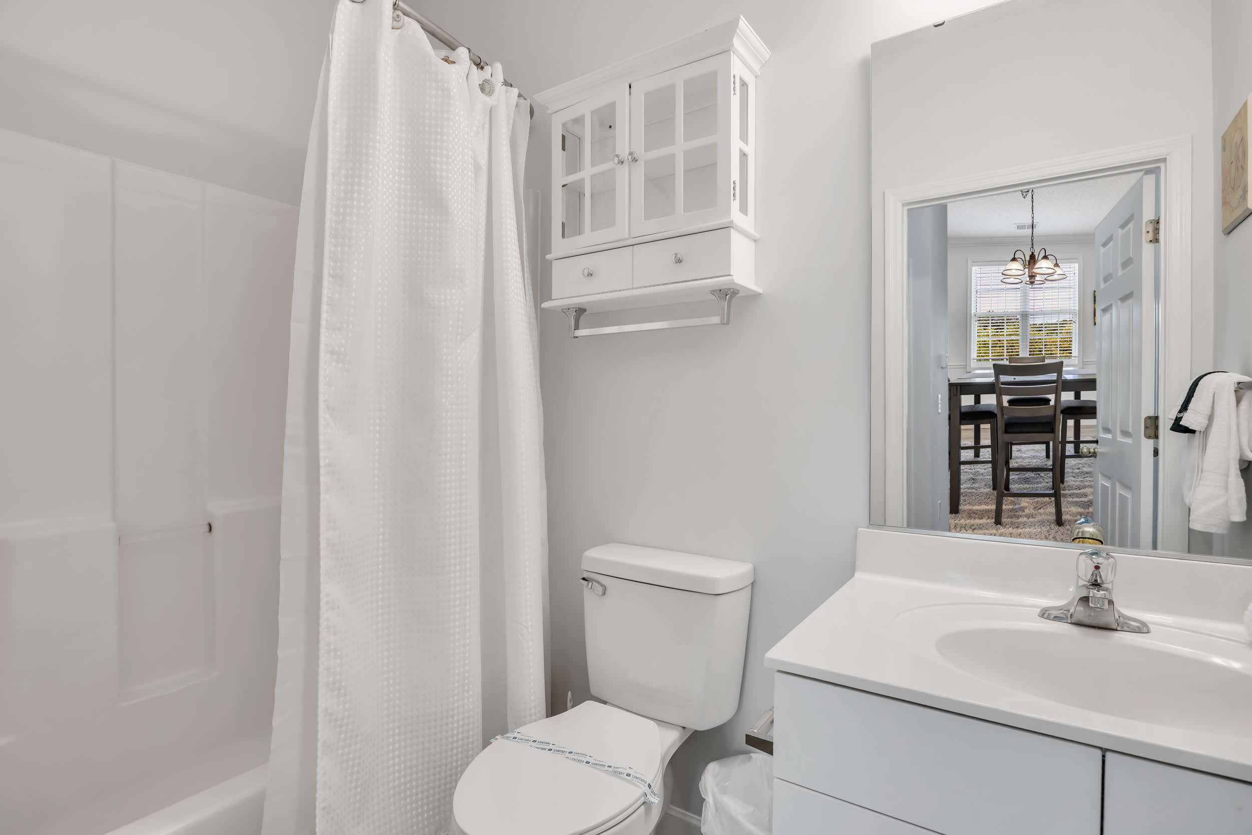 Angie's Place w Huge Resort Pool n Hot Tub