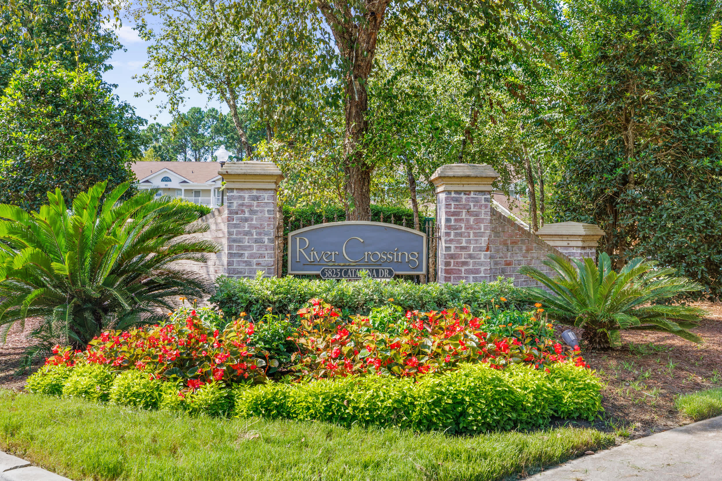 Angie's Place w Huge Resort Pool n Hot Tub