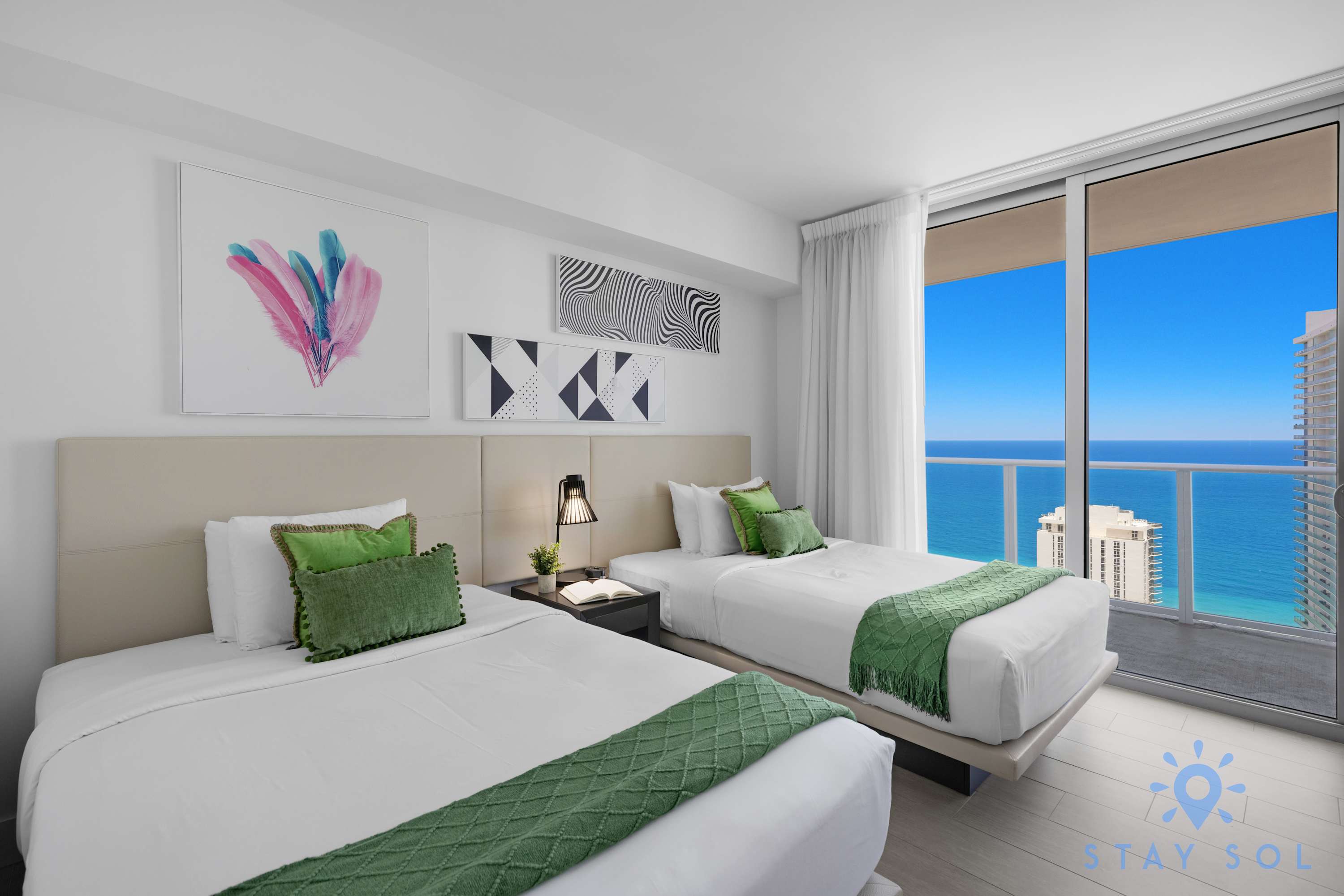Amazing 2BR Apt w/Oceanfront Balcony | Hot Tub