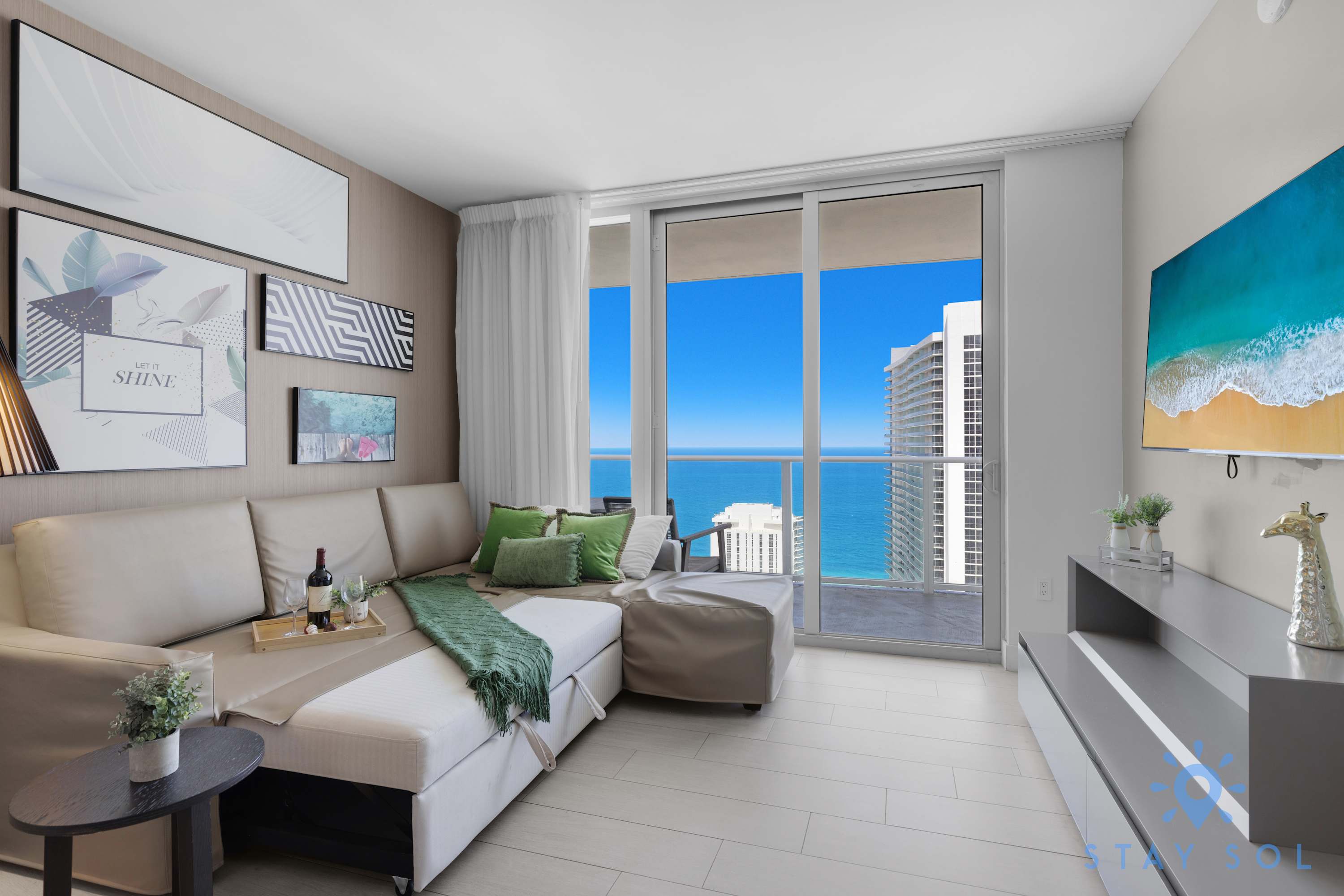 Amazing 2BR Apt w/Oceanfront Balcony | Hot Tub