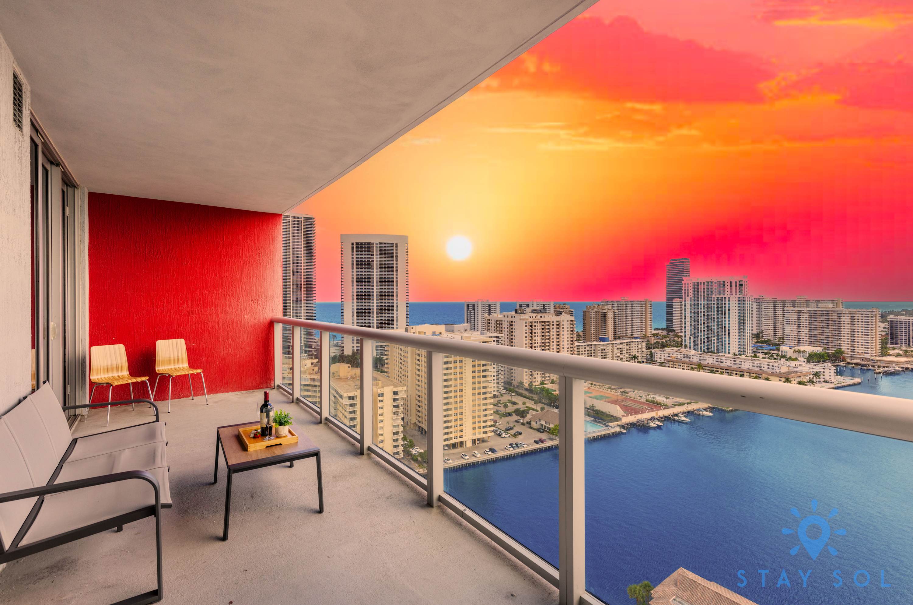 Infinite View, Amazing Apt, Spectacular Amenities — Hallandale Beach, FL — vacation rental