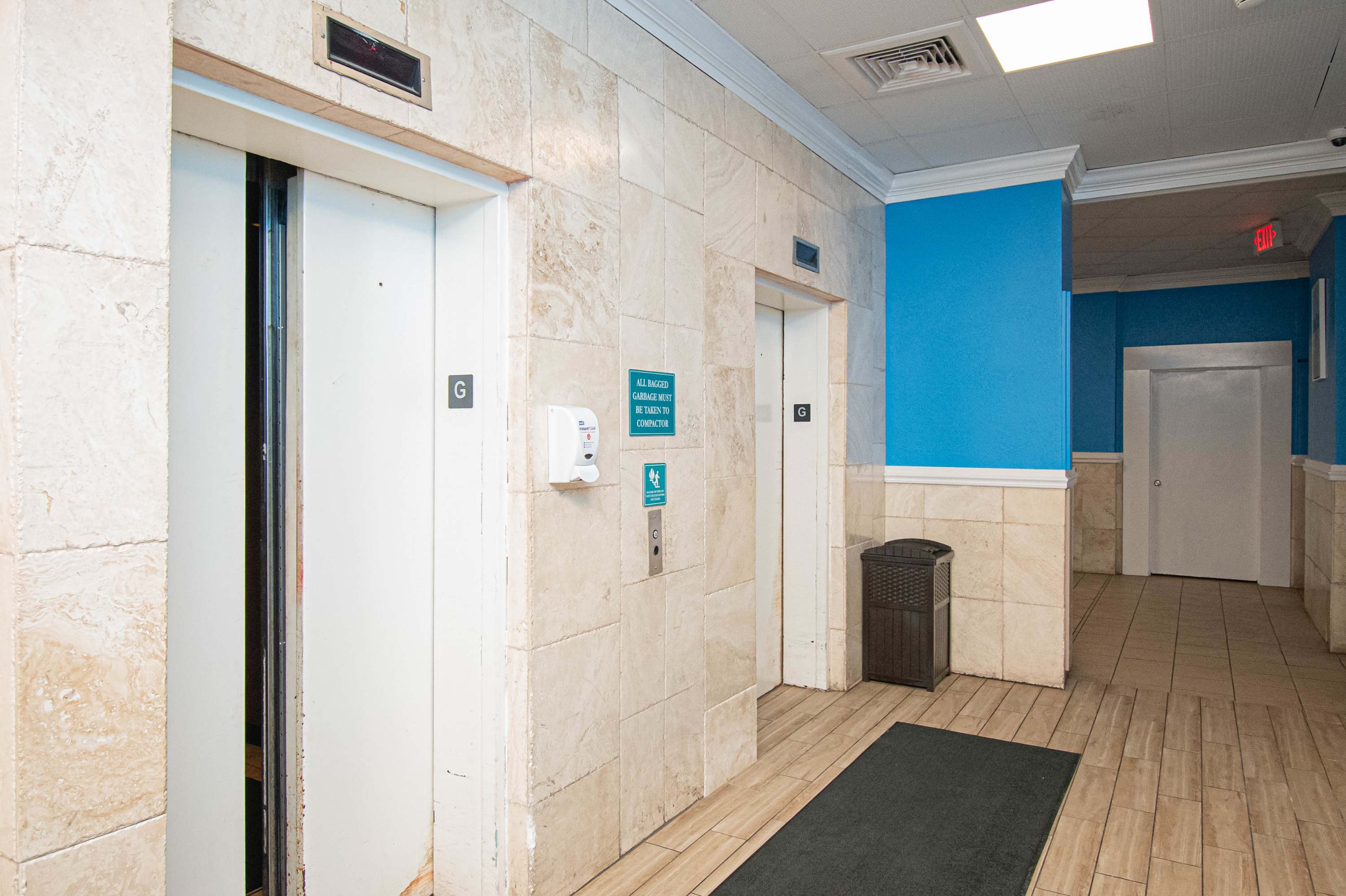 Stylish Oceanfront KING Pool P22 | Photo 59
