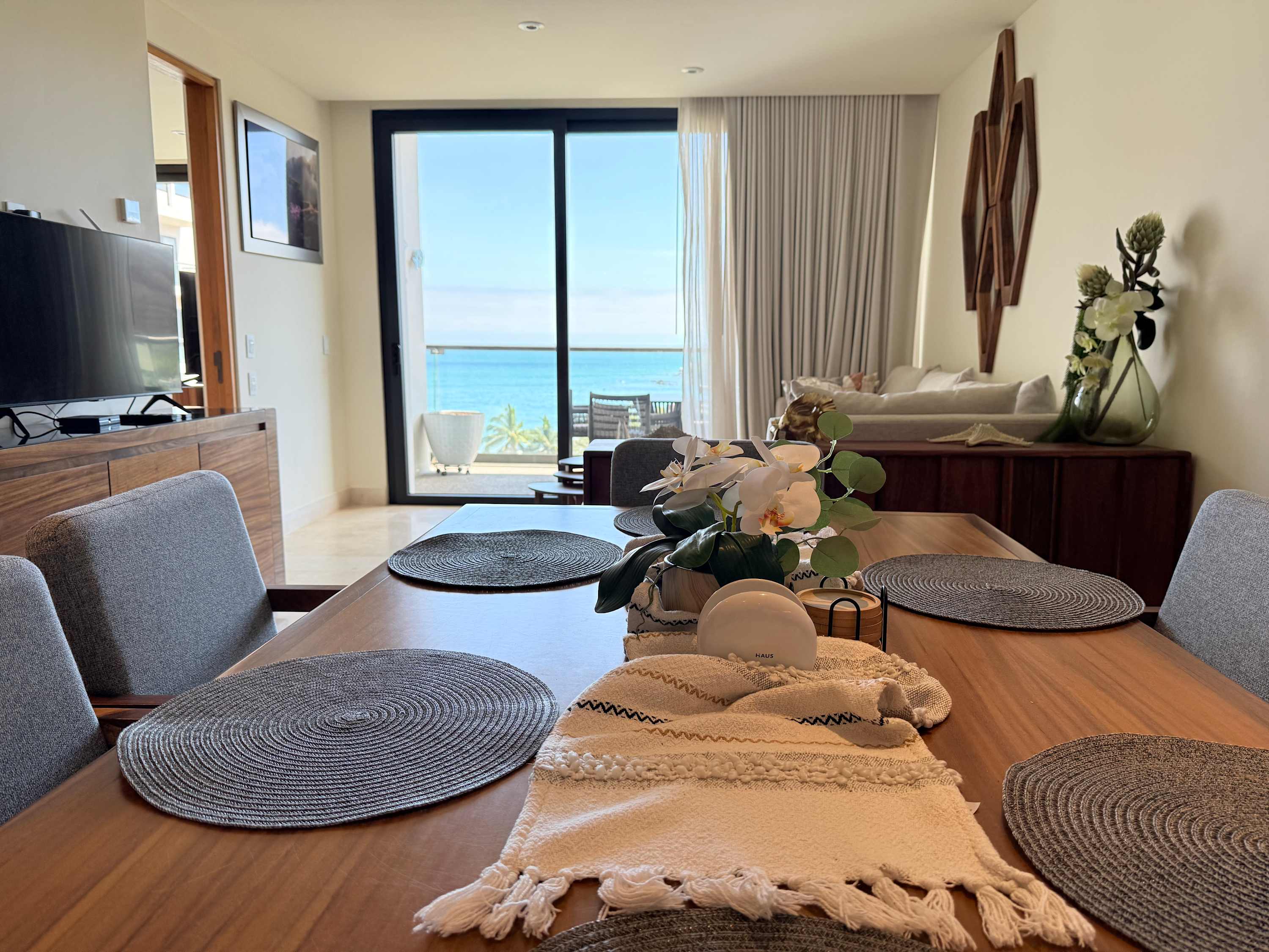 Luxury Oceanview 2BR La Cruz de Huanacaxtle — Cruz de Huanacaxtle, Nayarit — vacation rental