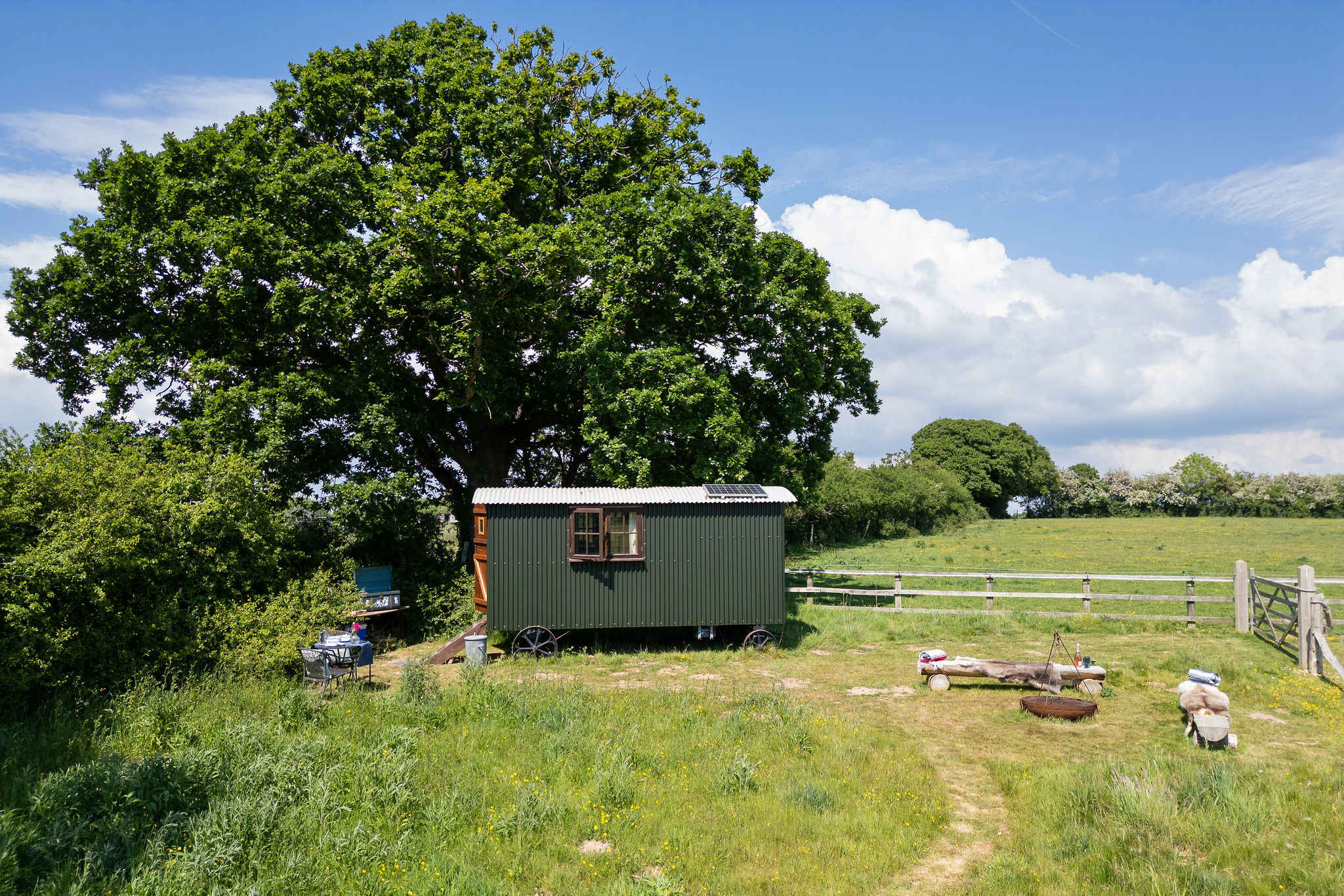 Your countryside oasis