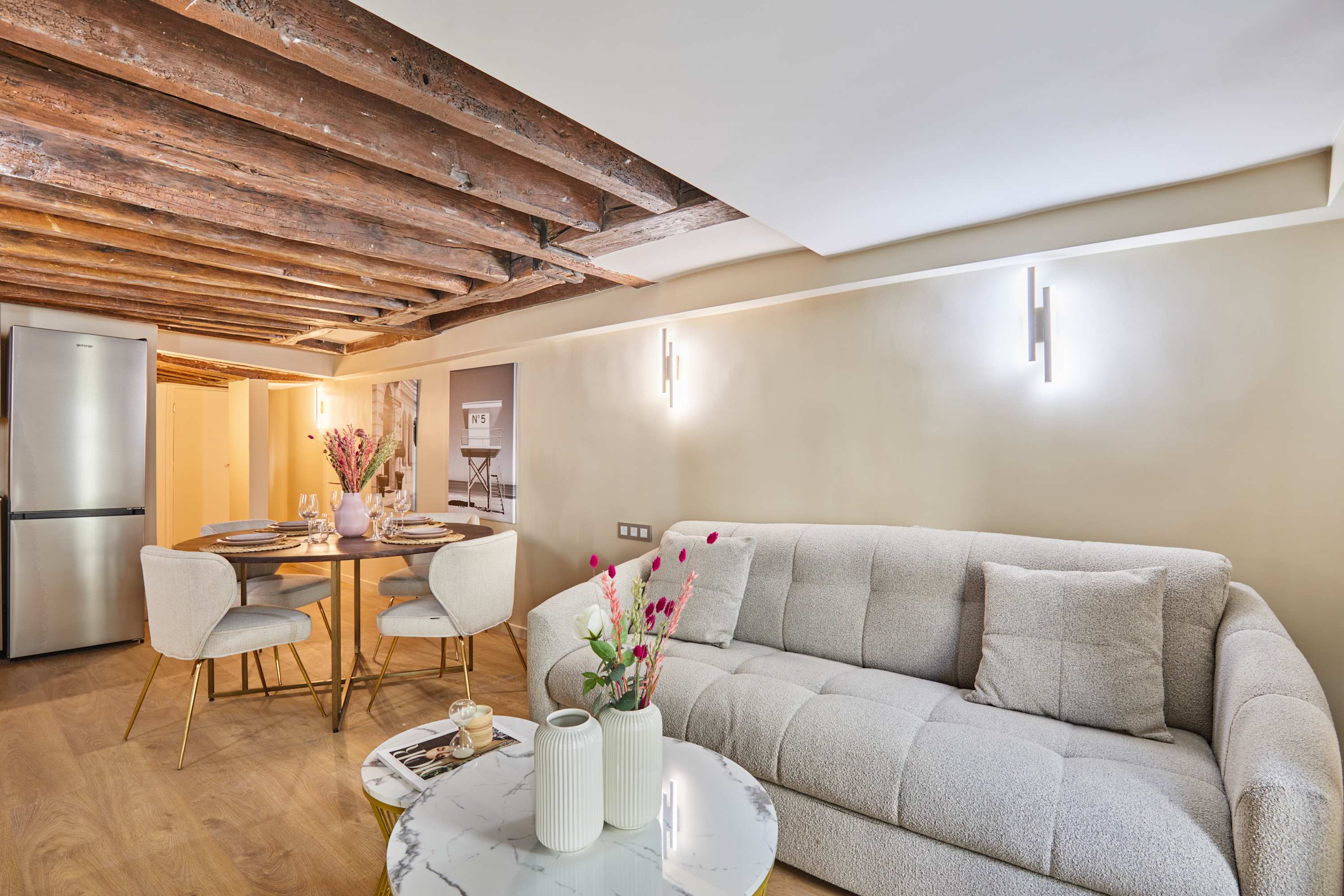 Charming renovated apartment in Center of Paris — Paris, Île-de-France — vacation rental