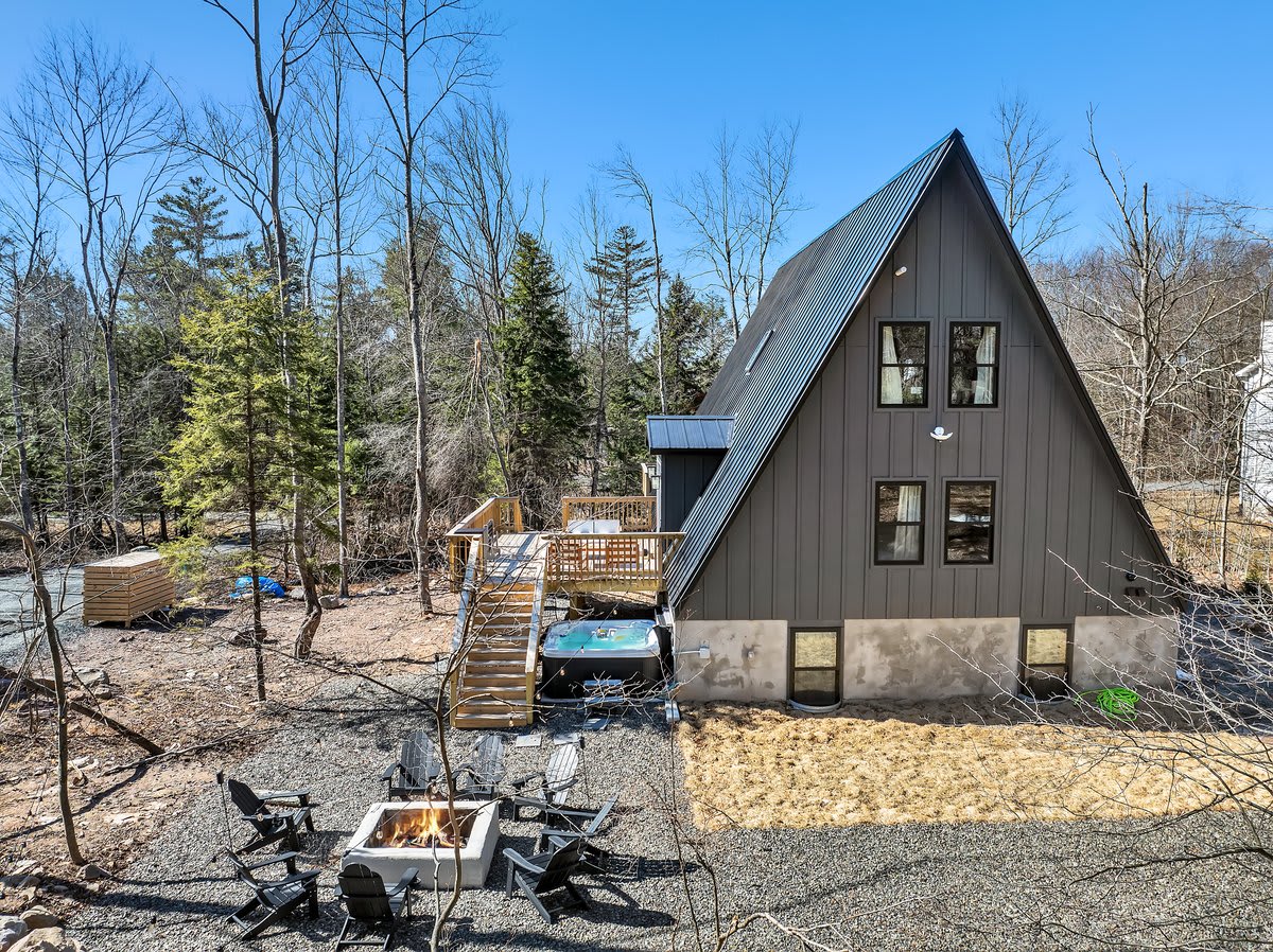 Apex A-Frame | Lake Access | Hot Tub | Fire Pit