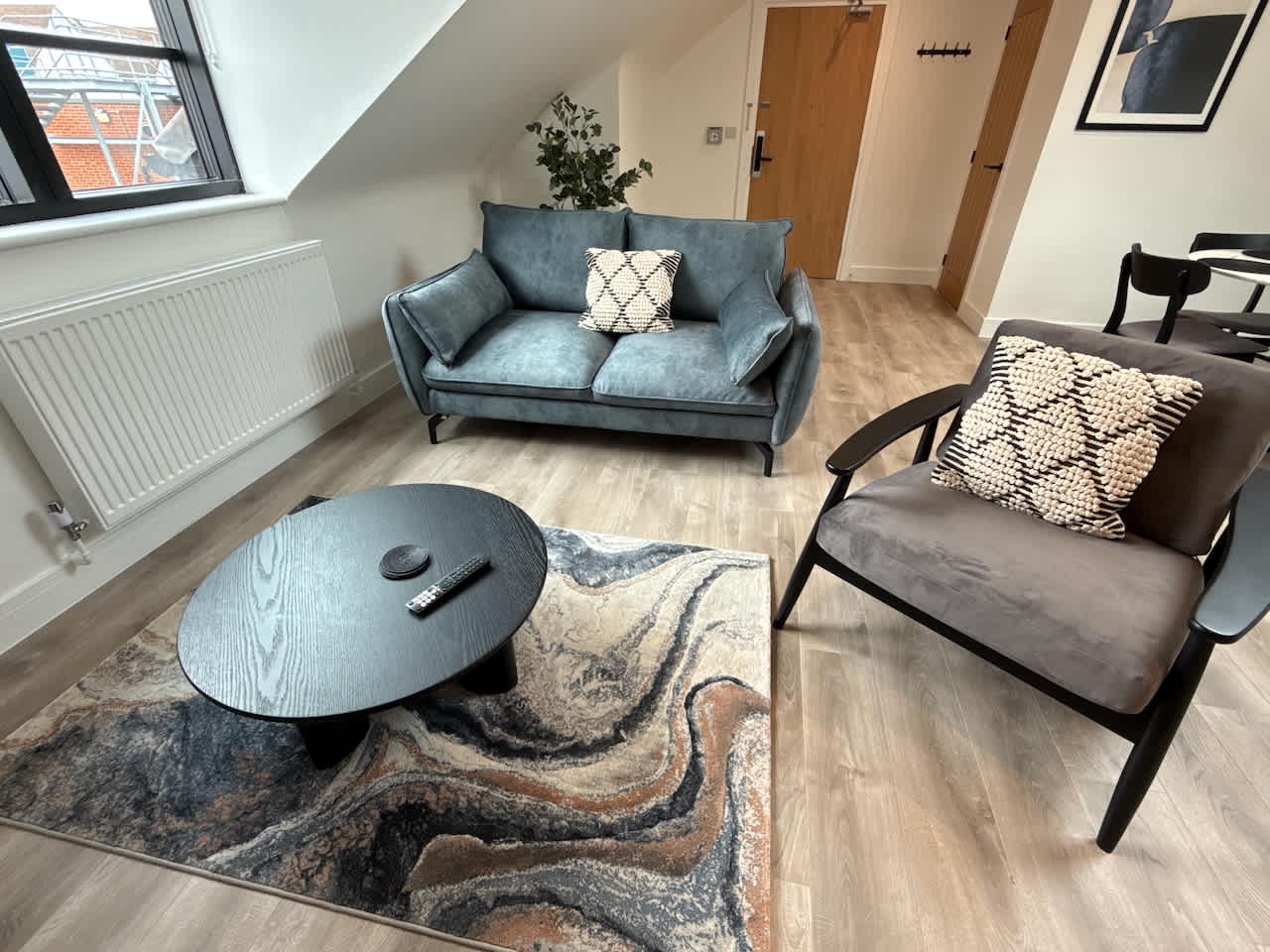 Luxury 1 bed - 7 Queen Street, Abingdon -  Centrally located, parking subject to availability in 20 Queen Street OX14 3LN - Property image 18 - VivreStays