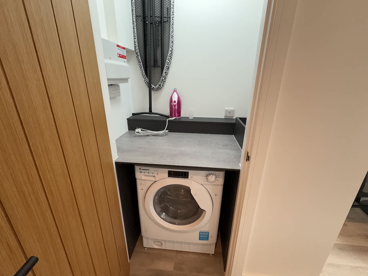 Luxury 1 bed - 7 Queen Street, Abingdon -  Centrally located, parking subject to availability in 20 Queen Street OX14 3LN - Property image 17 - VivreStays