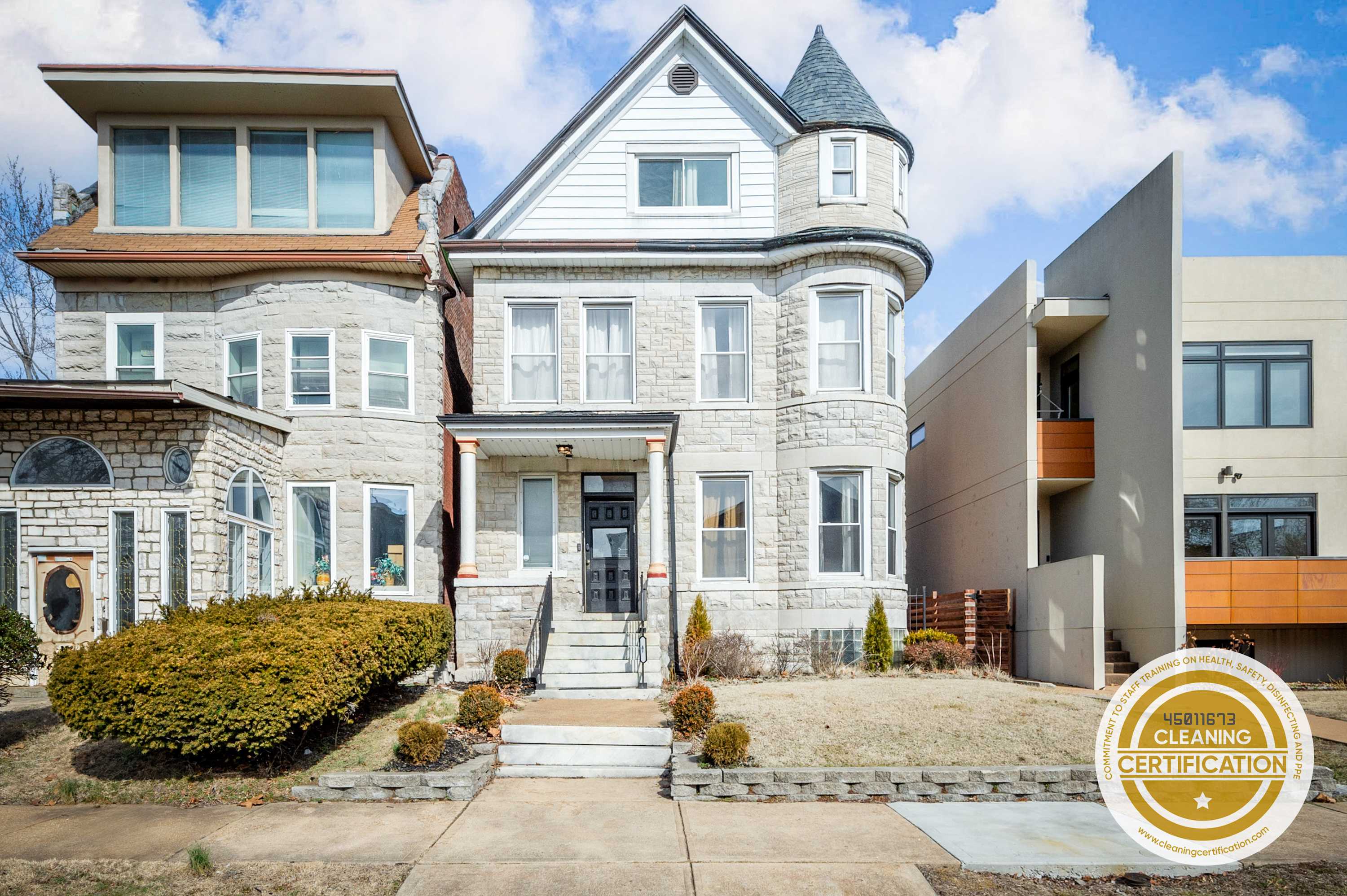 Stylish Getaway in St Louis ABODEbucks — St. Louis, MO — vacation rental