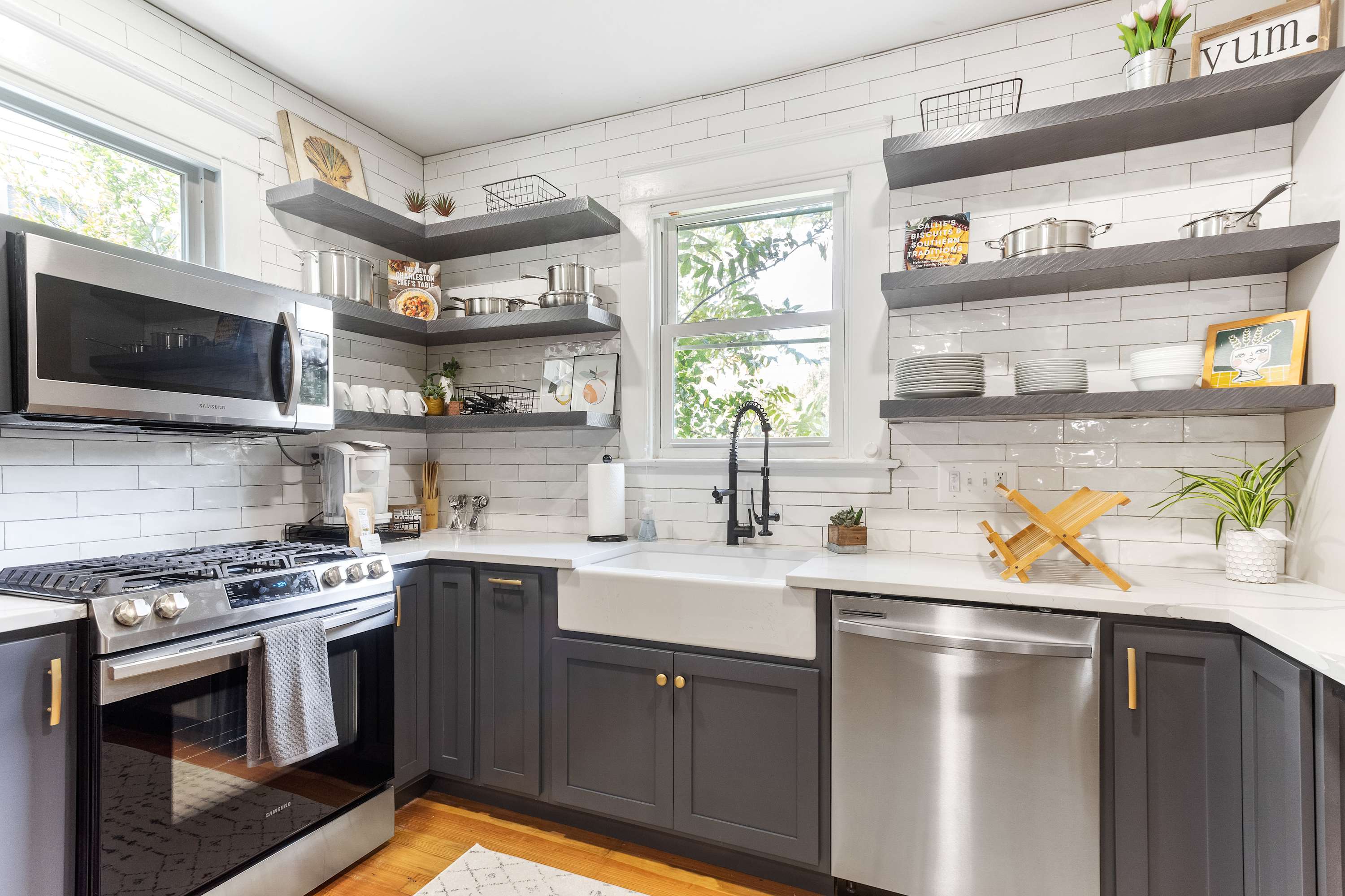 Fully stocked kitchen with everything you should need! 