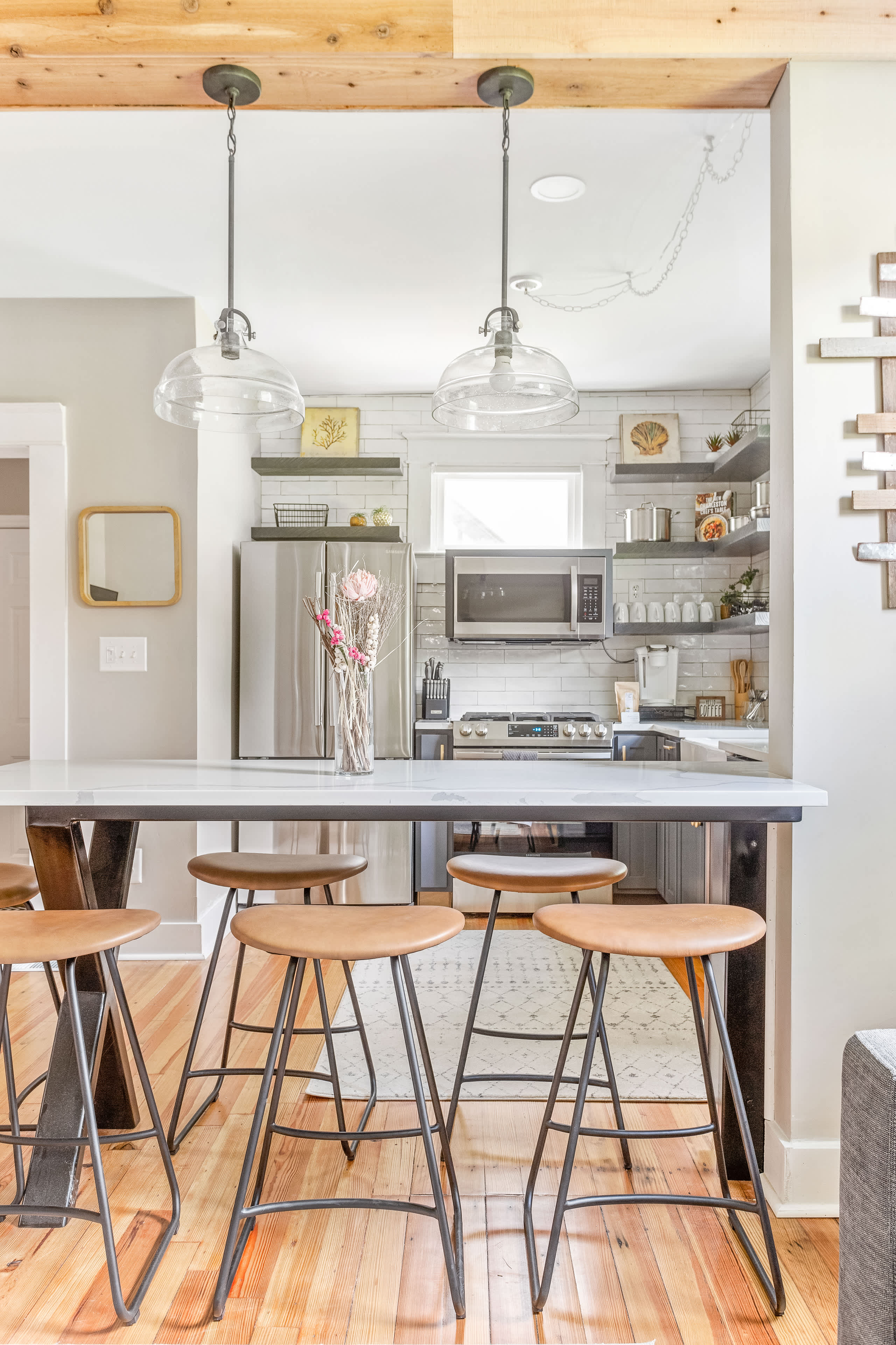 Dining seating for 6 