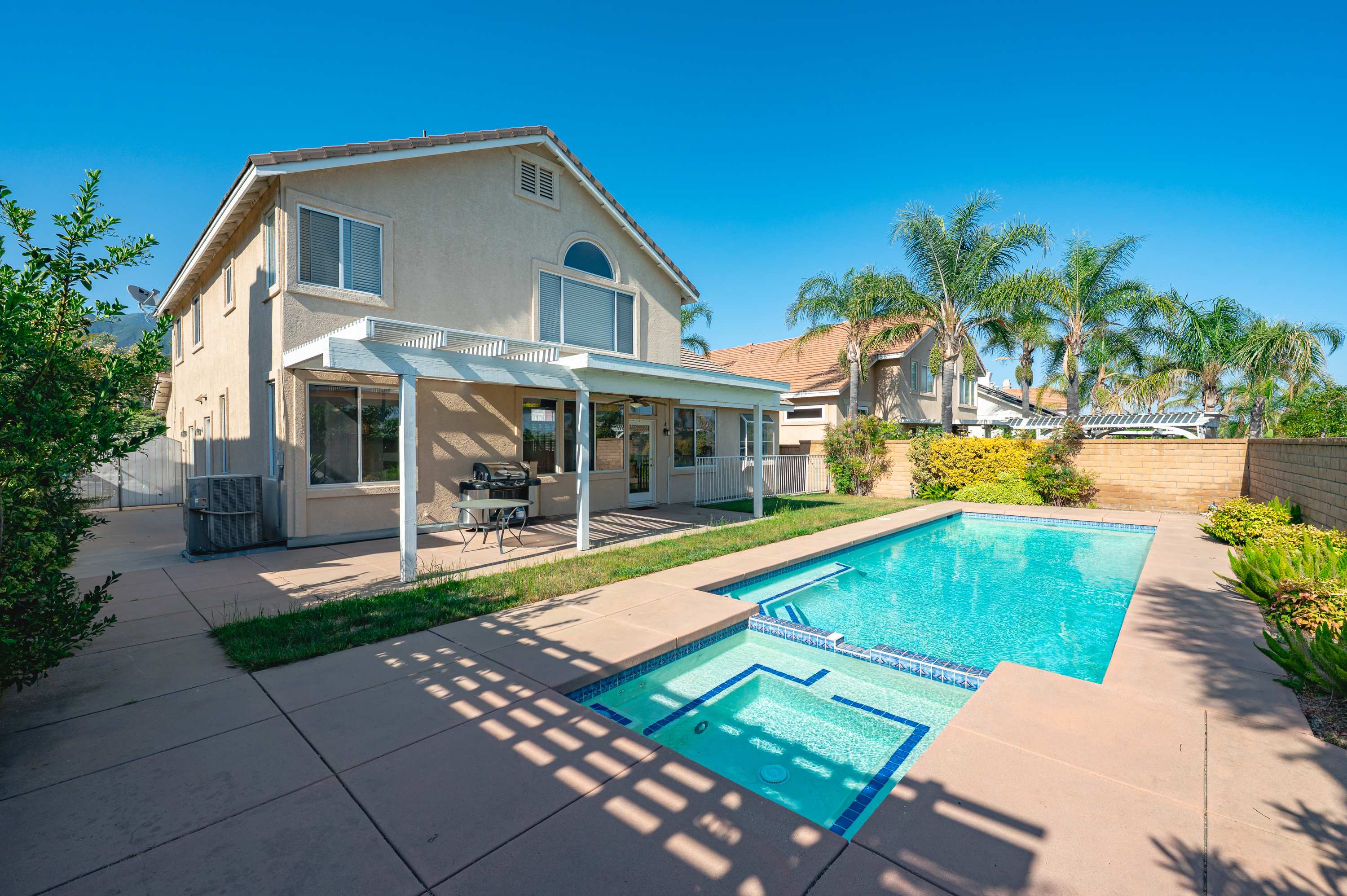 Rancho Cucamonga 4 BR Furnished Home photo 2