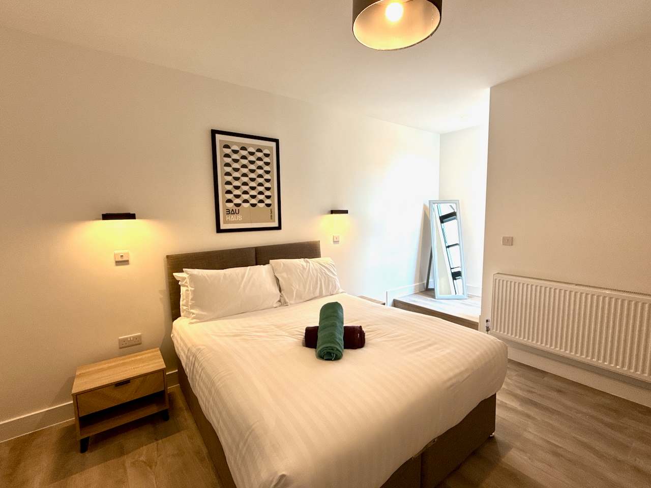 Luxury 1 bed - 6 Queen Street, Abingdon -  Centrally located, parking subject to availability in 20 Queen Street OX14 3LN - Property image 10 - VivreStays