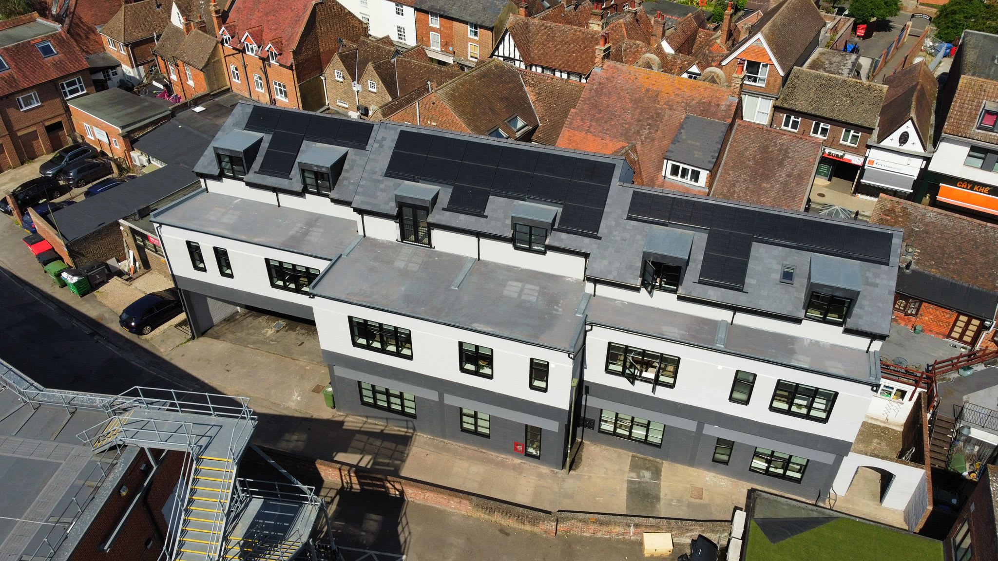 Luxury 2 bedroom, 2 bathroom All ground floor,  centrally located - 1 Queen Street - Ashbrook Serviced Apartments in 20 Queen Street OX14 3LN - Property image 6 - VivreStays
