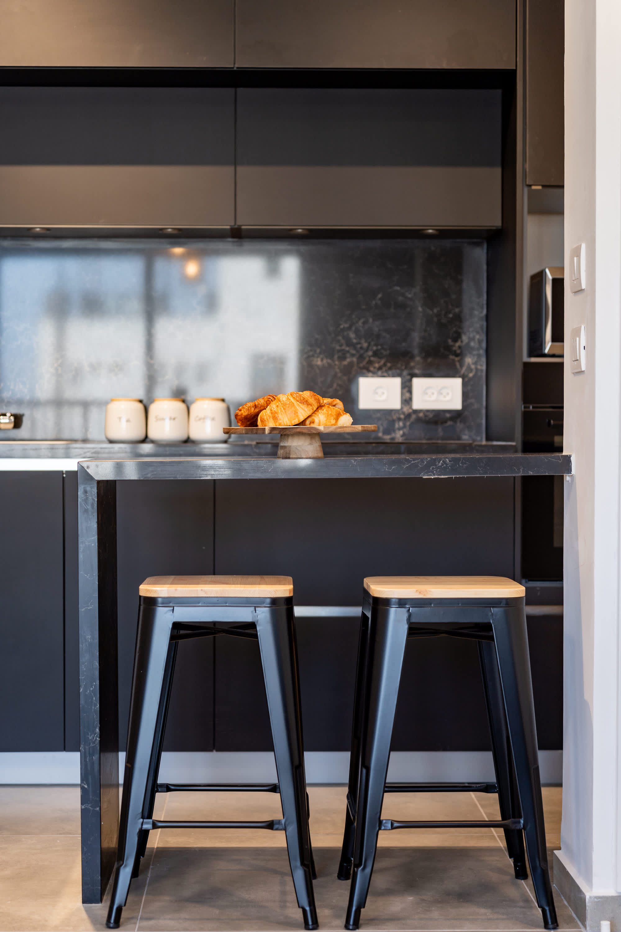Savyon View Tower 1 Bedroom, Unit SW7 – 5 Min to Shuk, 10 Min to Old City photo 27