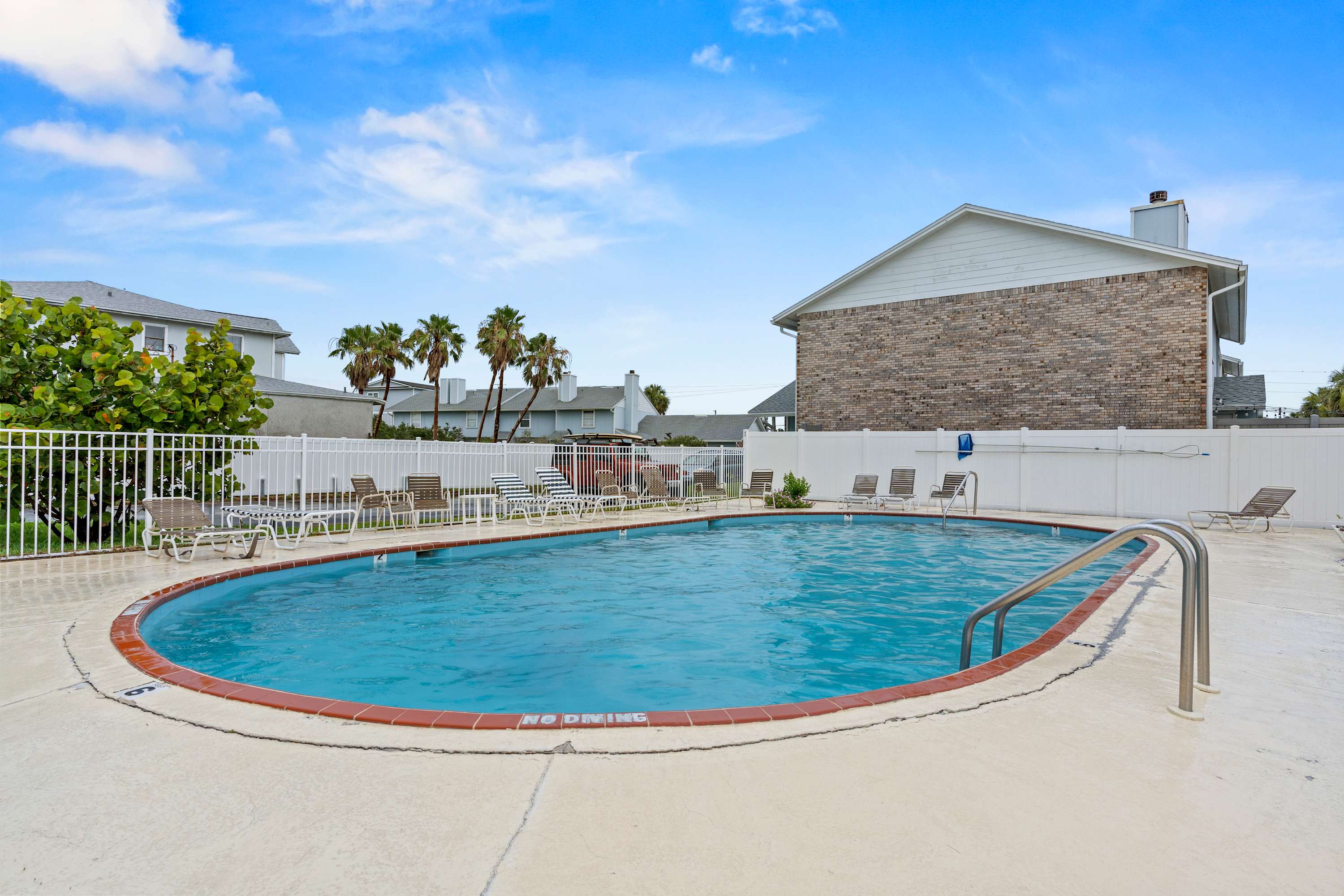 Beach Townhome - Pool, Patio & Direct Beach Path in St. Augustine, FL