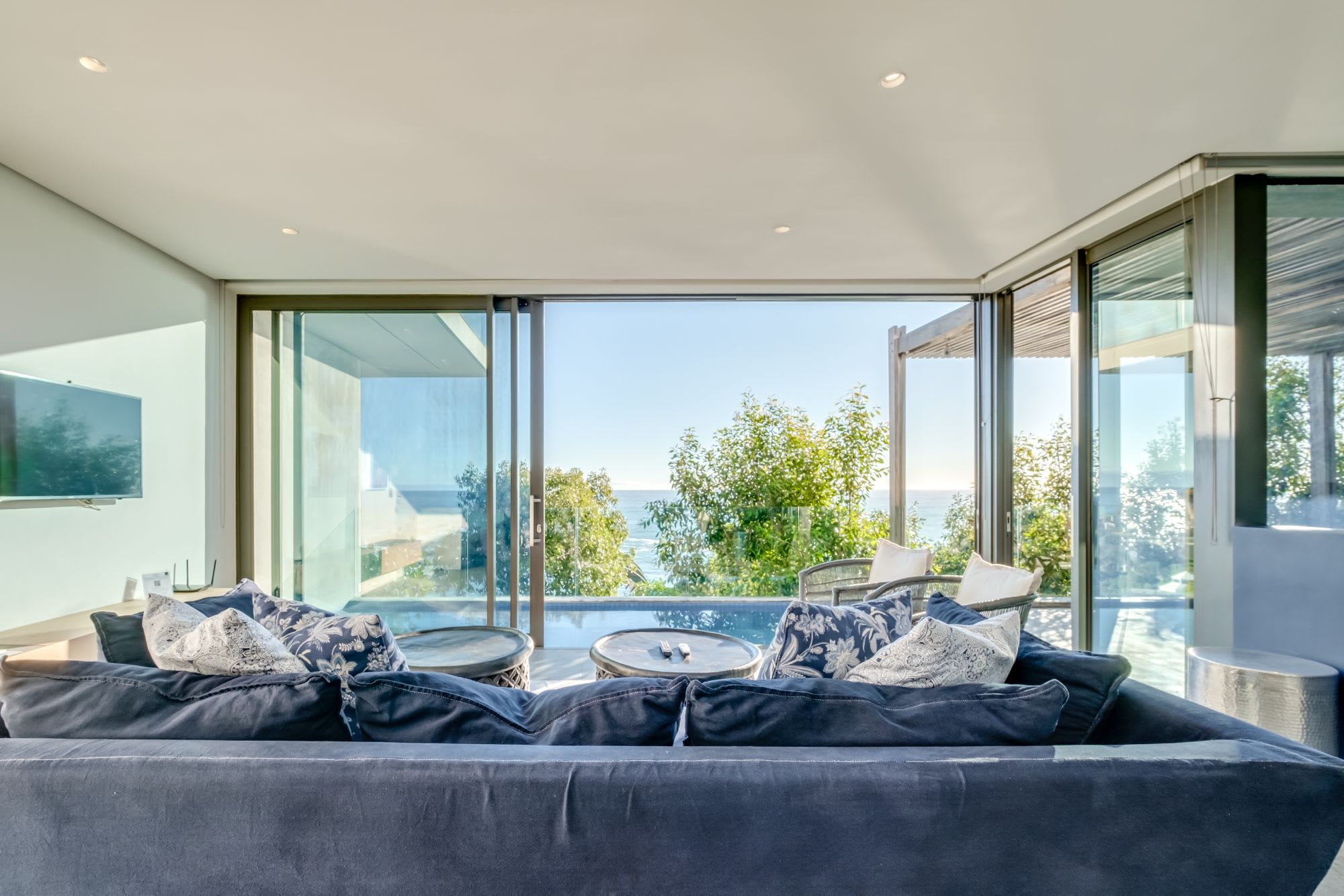 Unique Camps Bay Apartment w Private Pool Coral Sea 6