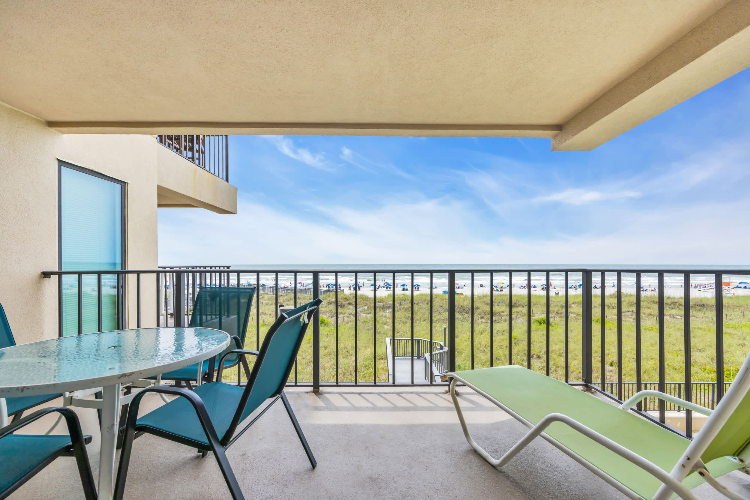 Oceanfront w Stunning  Views Amenities Galore