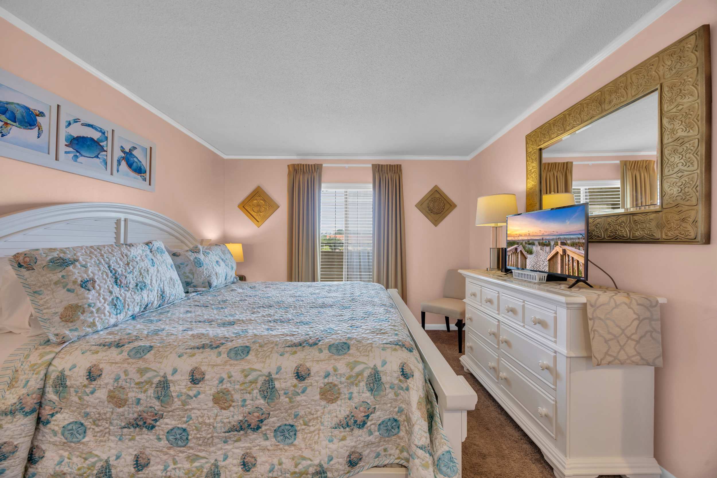 Oceanfront w Stunning  Views Amenities Galore