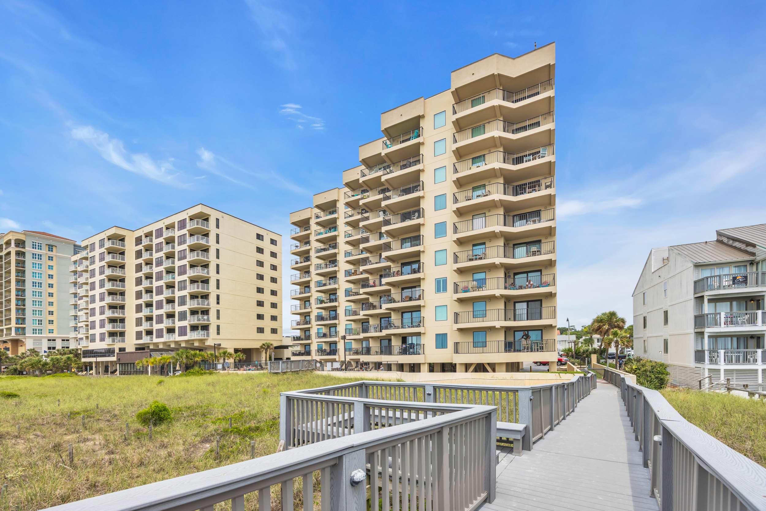 Oceanfront w Stunning  Views Amenities Galore