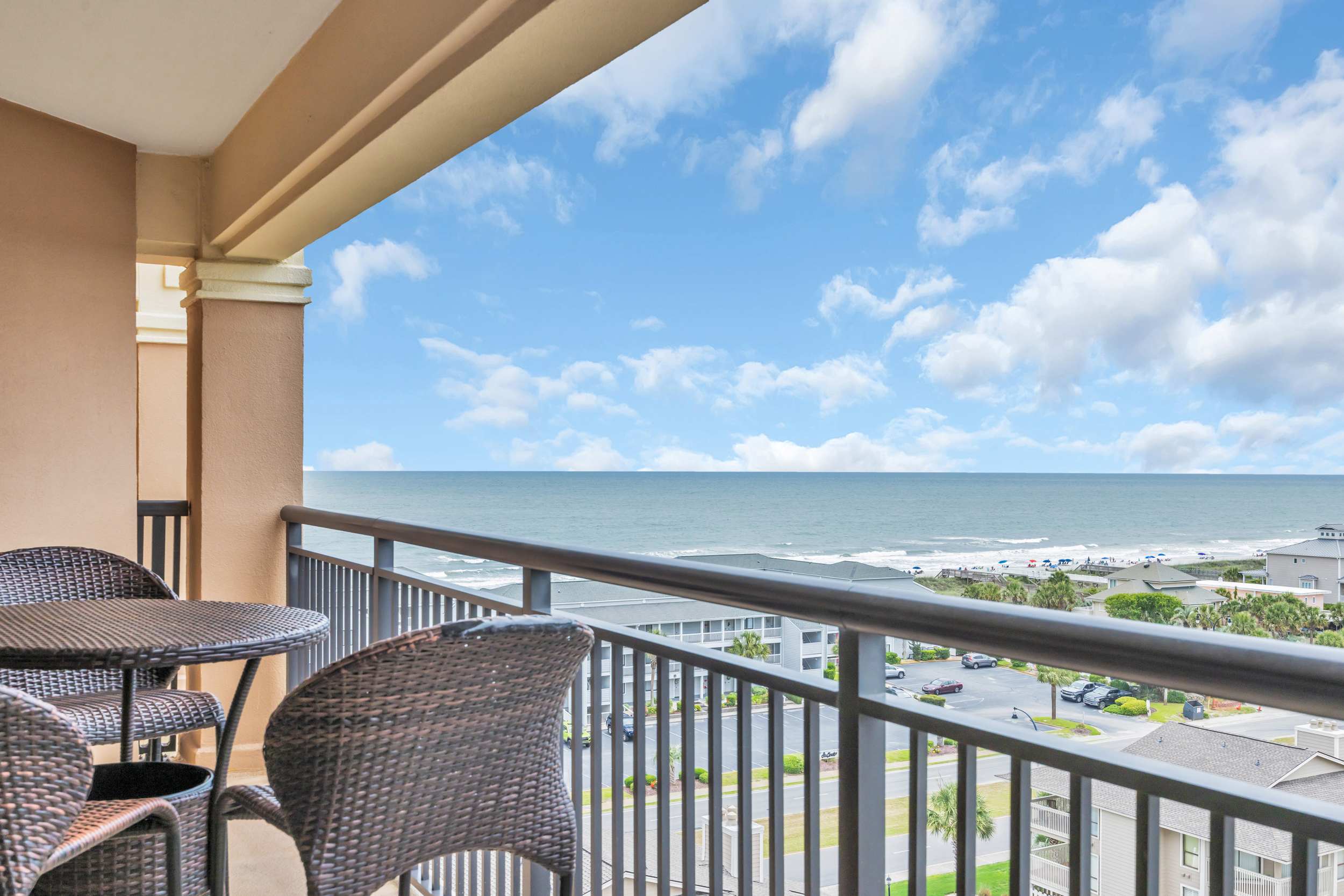 Tilghman Resort Sea View w Lazy River & Indoor Pool