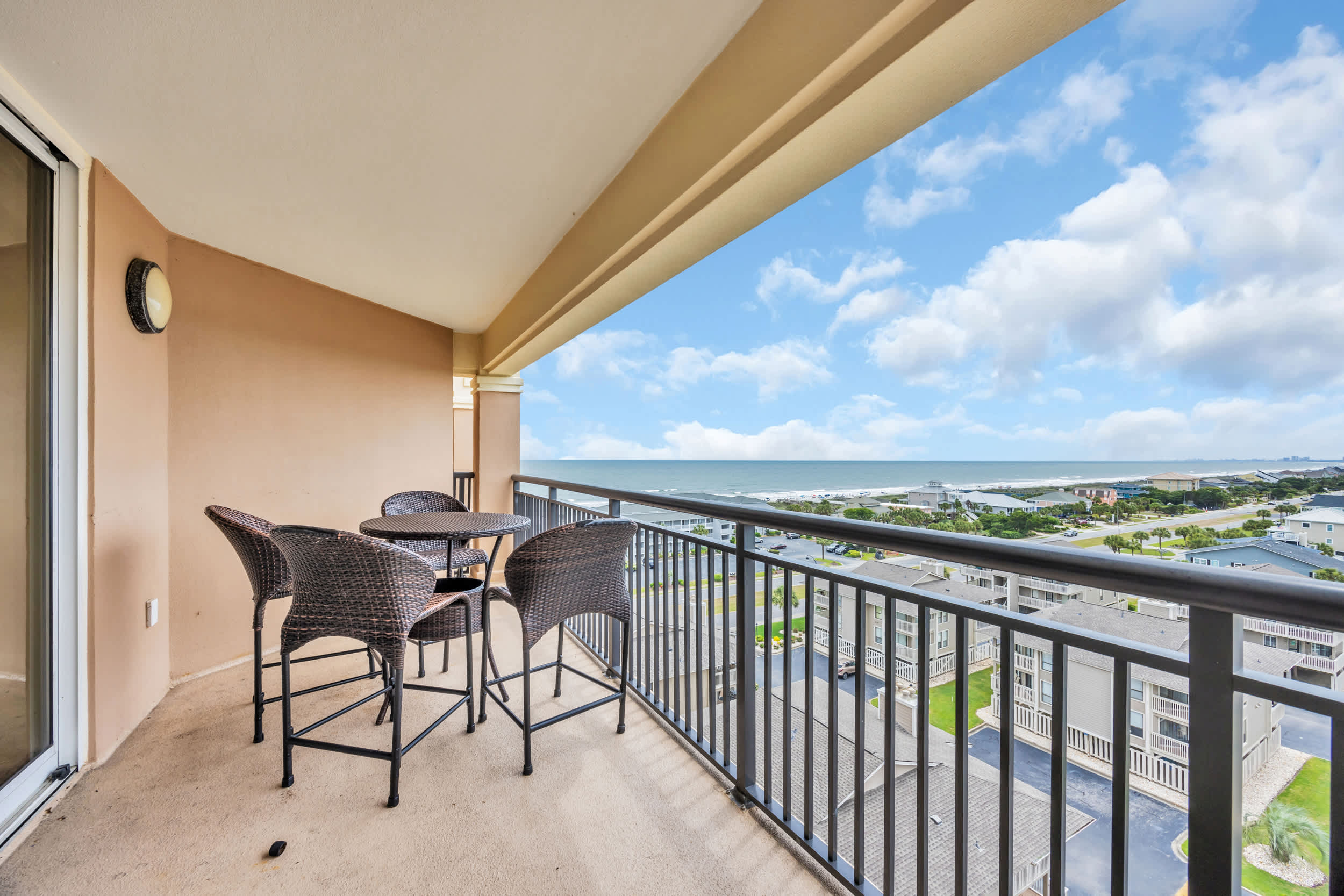 Tilghman Resort Sea View w Lazy River & Indoor Pool