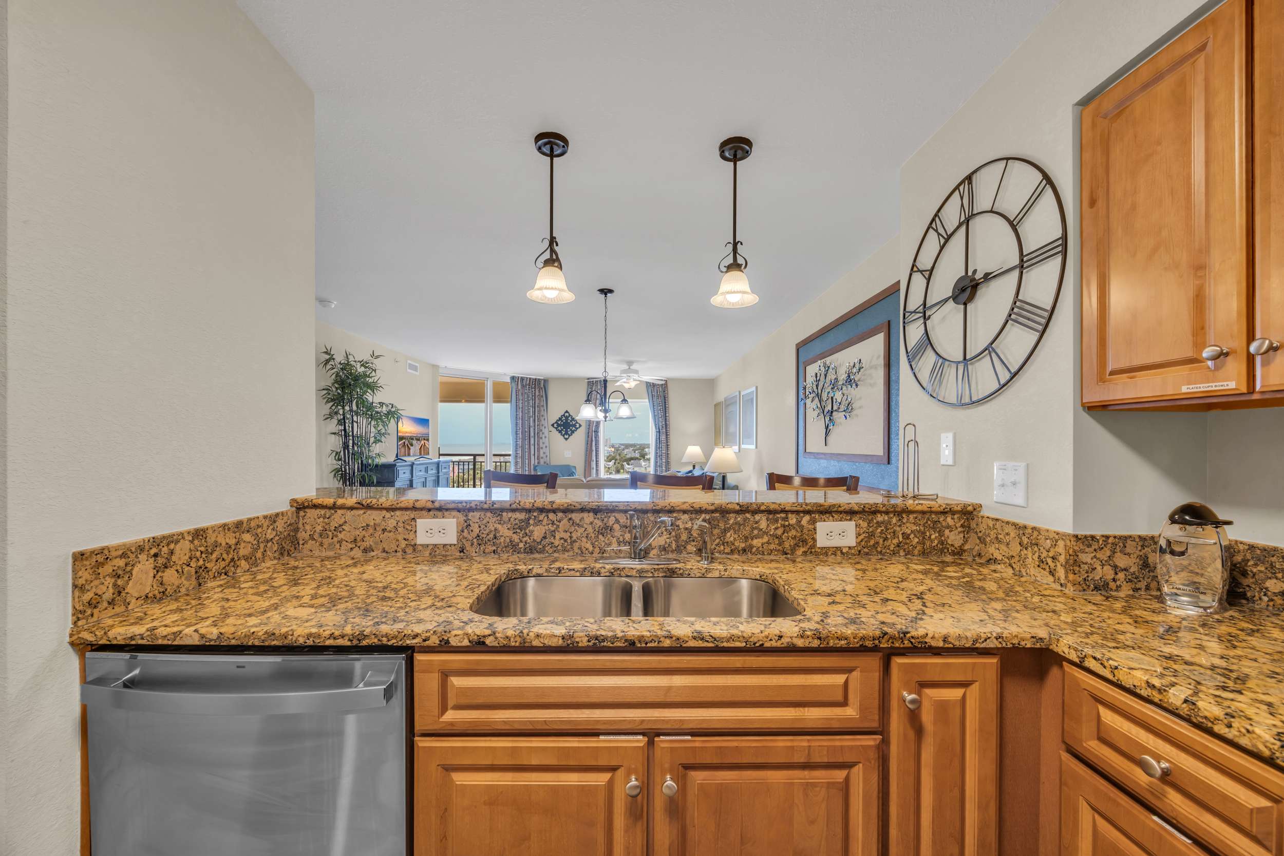 Tilghman Resort Sea View w Lazy River & Indoor Pool