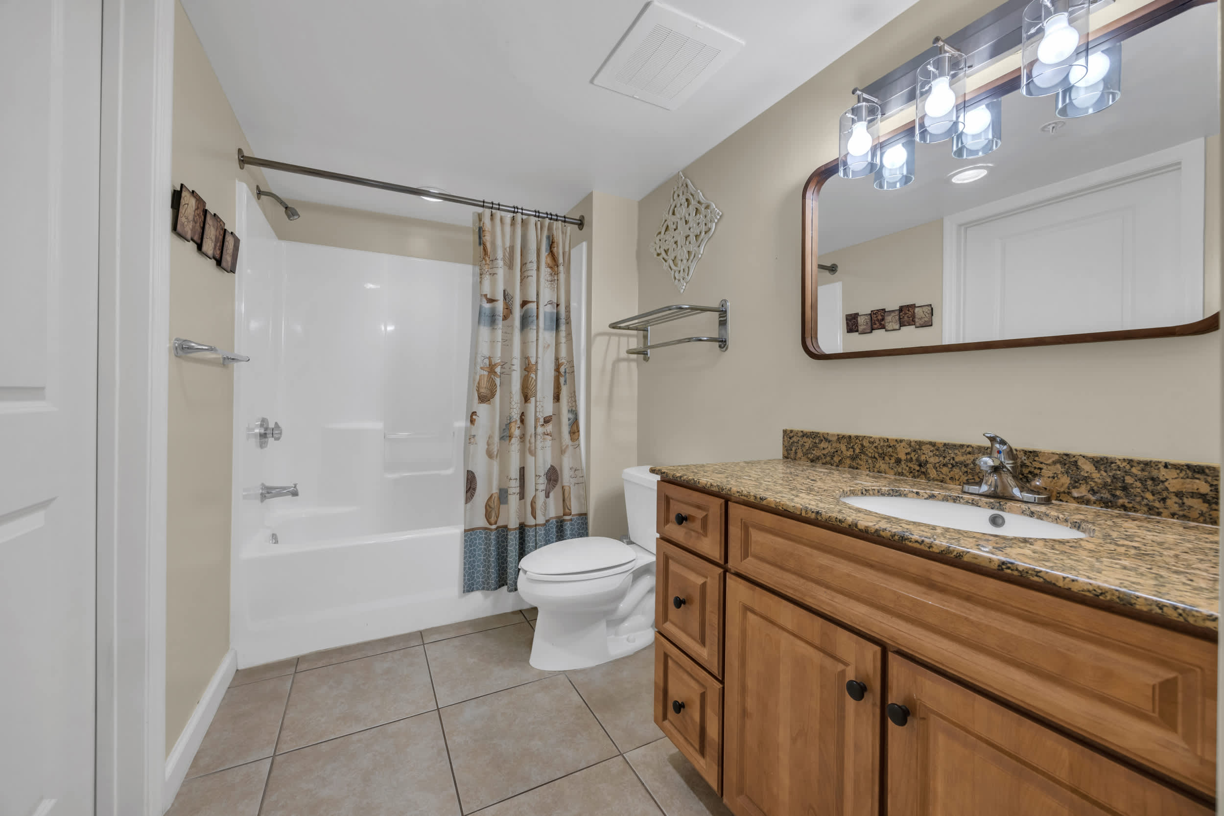 Tilghman Resort Sea View w Lazy River & Indoor Pool