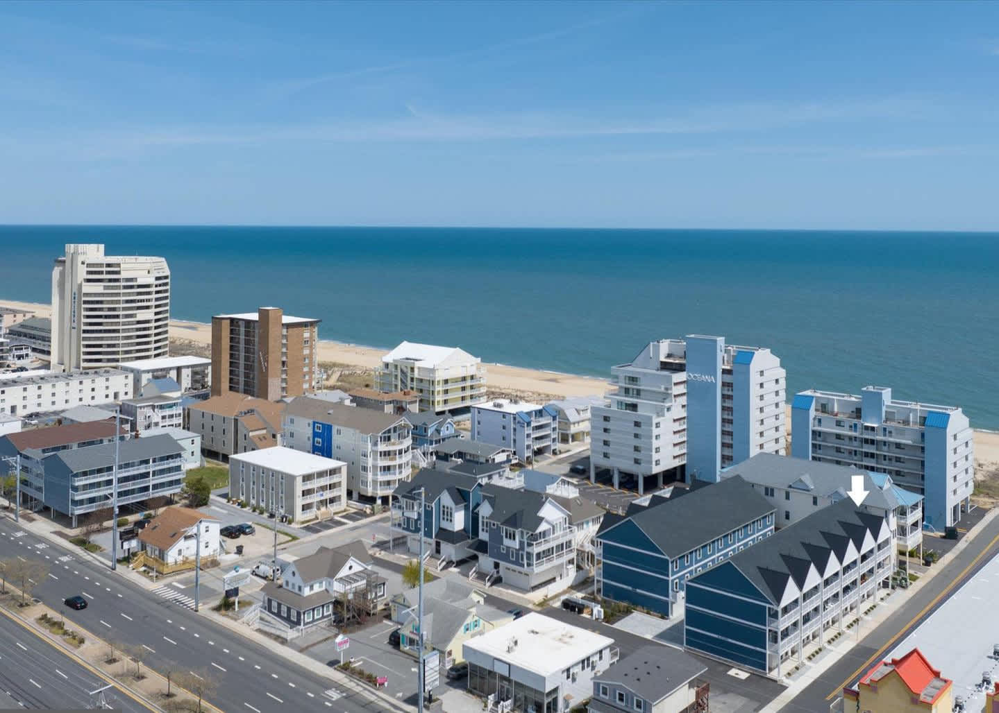 Oceanside Two Bedroom Condo Close to the Beach
