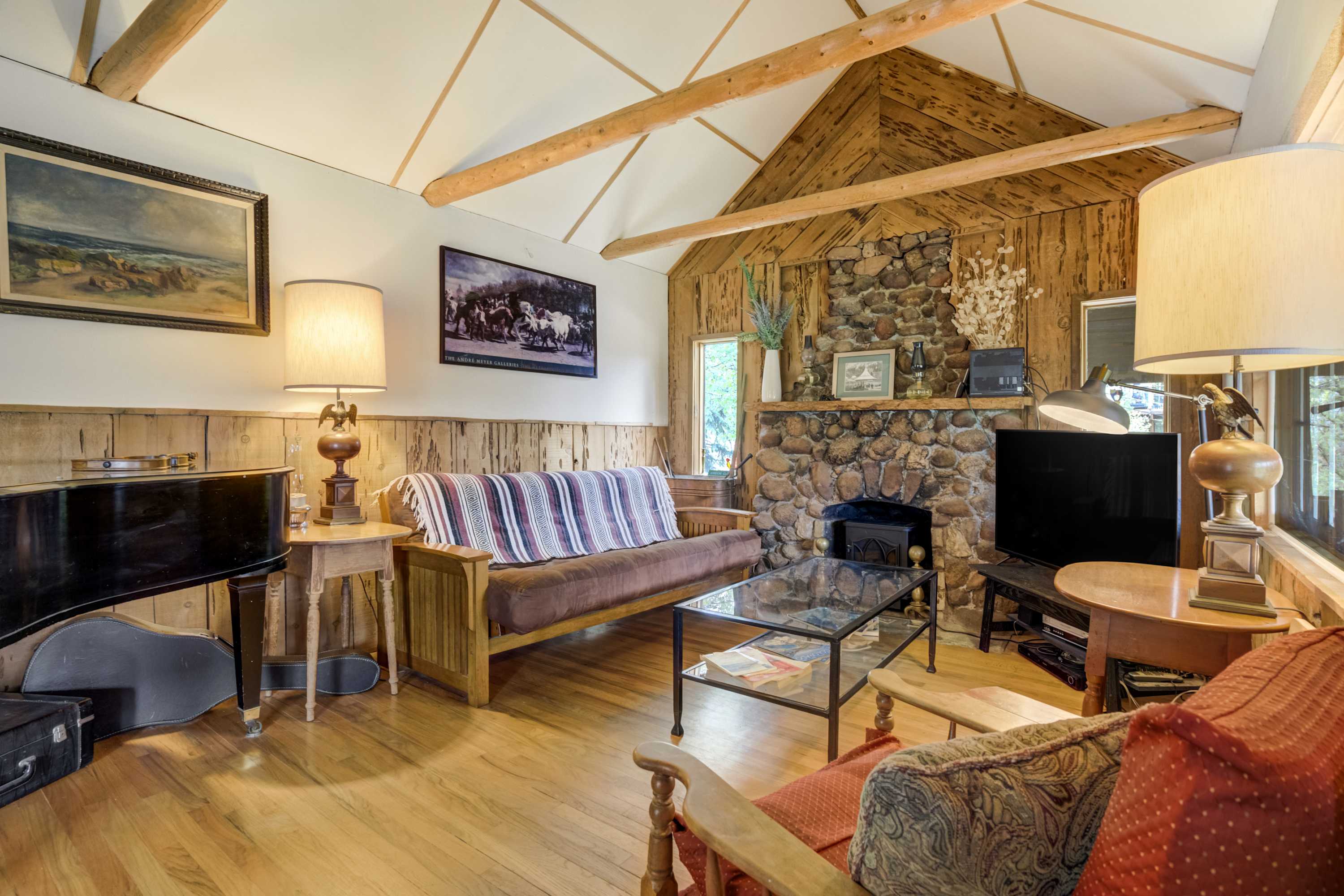 Fallsview Cabin! Rustic Forest Escape w/ Rock Wall — Green Mountain Falls, CO — vacation rental