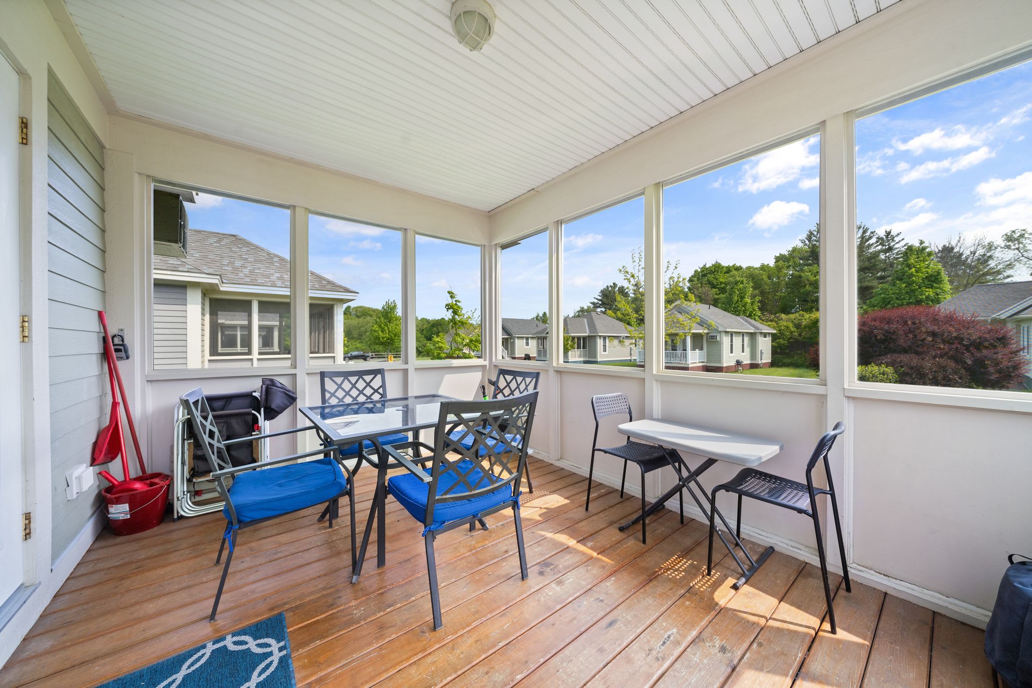 The Goldfinch - 36 Meadow View
