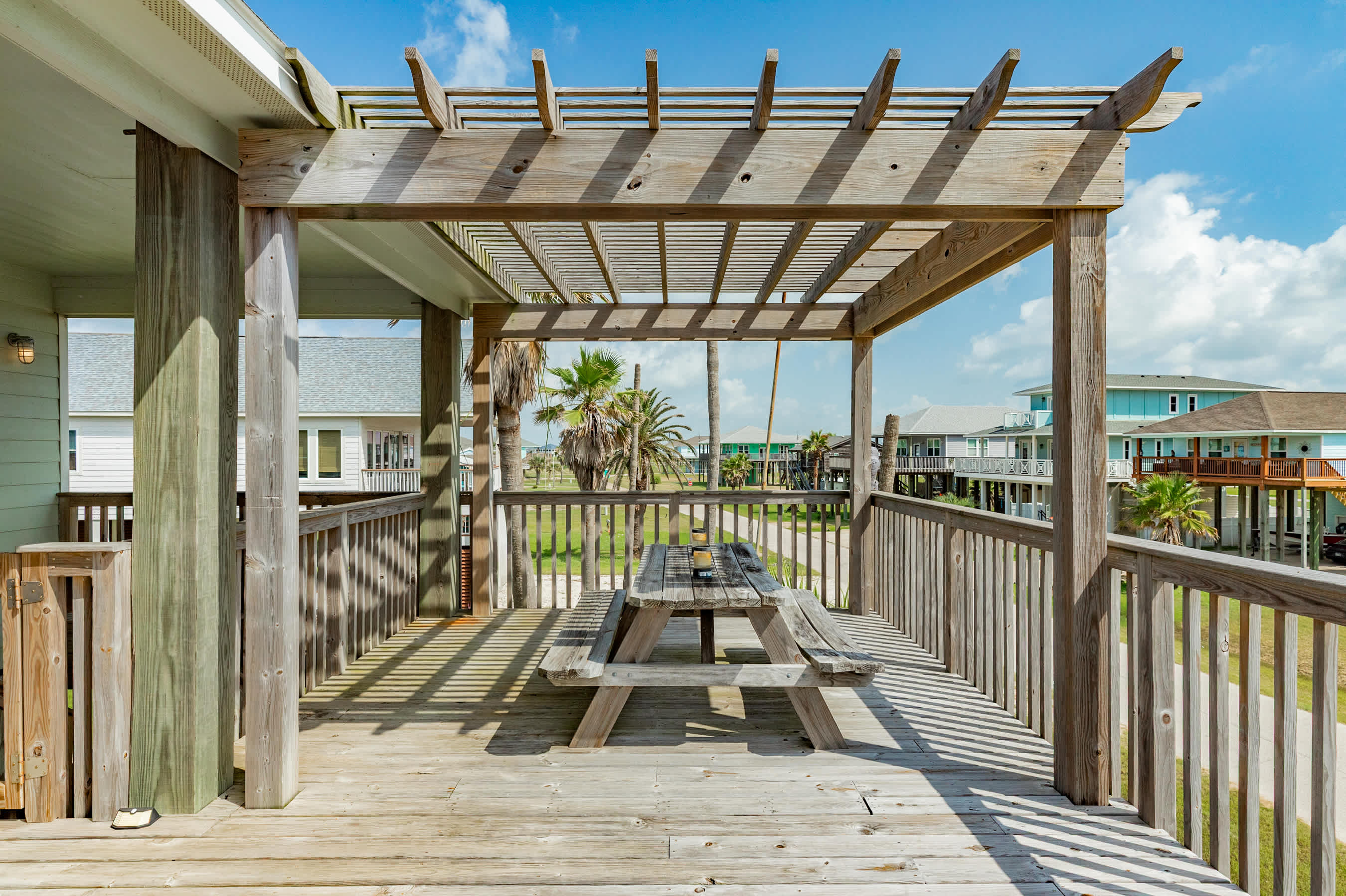 Buccaneers Landing Spacious Sunny Shipshape | Photo 3