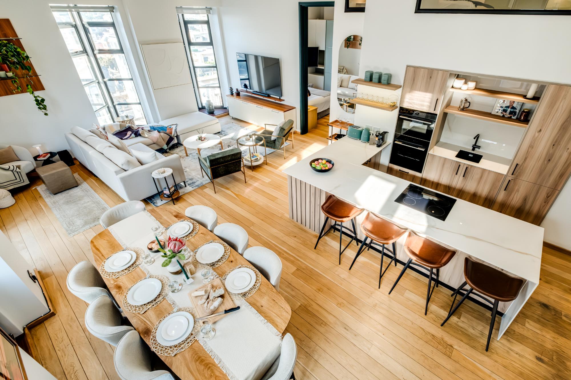 Stylish City Centre Apartment featured image