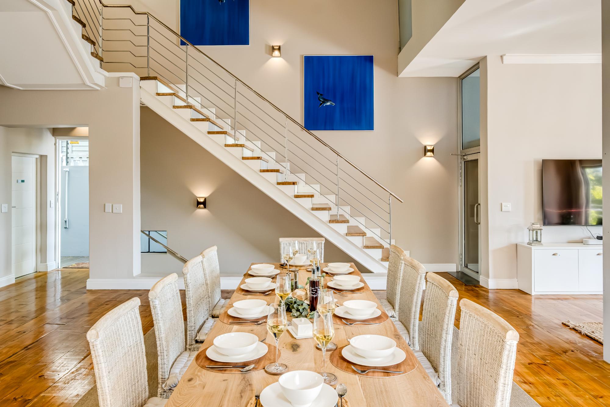 2bed Apt 5min Walk From Camps Bay Central Escape 4