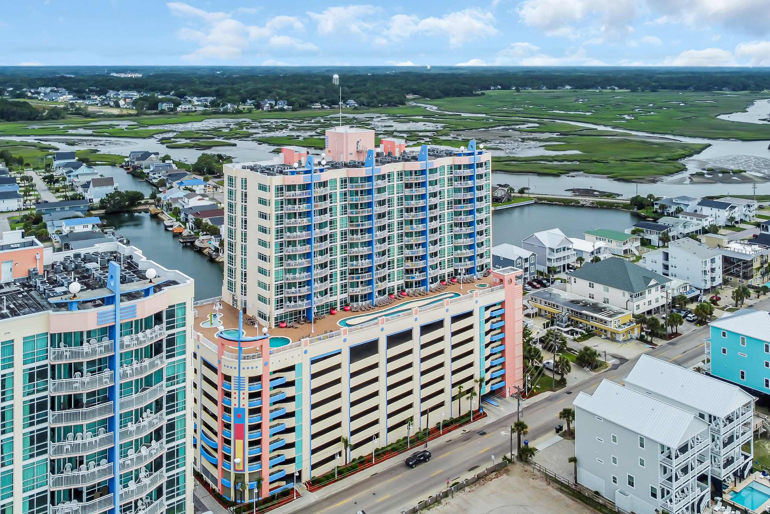 Prince Luxury Ocean View w Sky Pool Lazy River