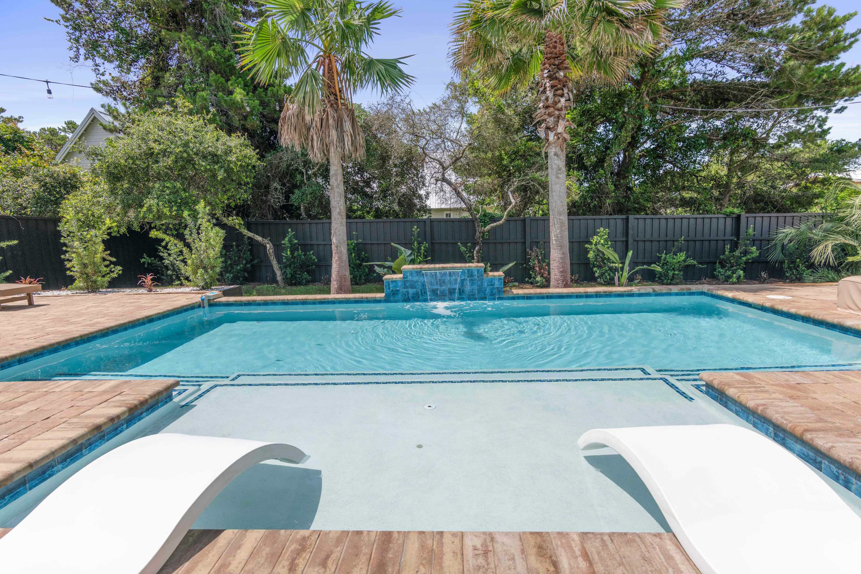 Wraparound Deck, Pool, Golf Cart Incl | Solstice