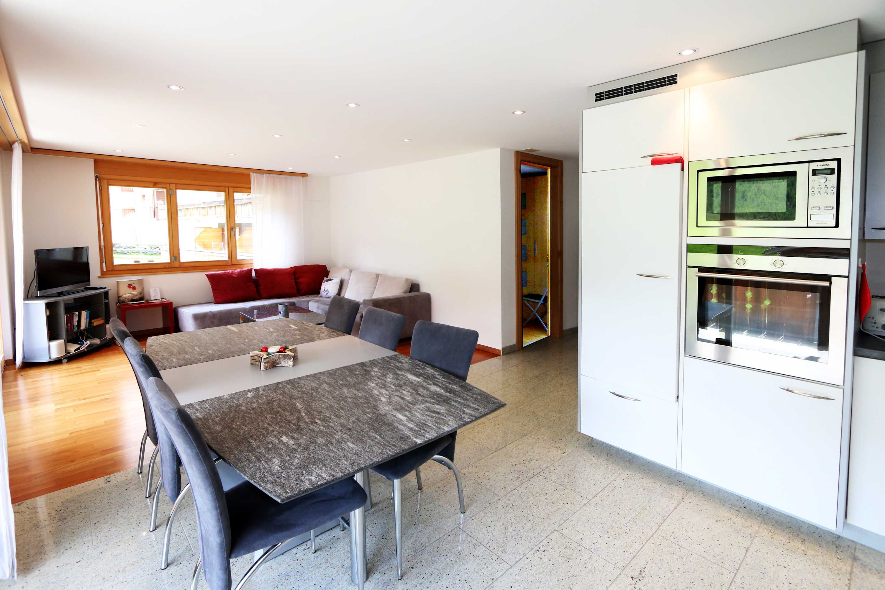 Aramis 4 - Ski in-out, 3 bedrooms, 2 bath — Saas-Fee, Valais — vacation rental