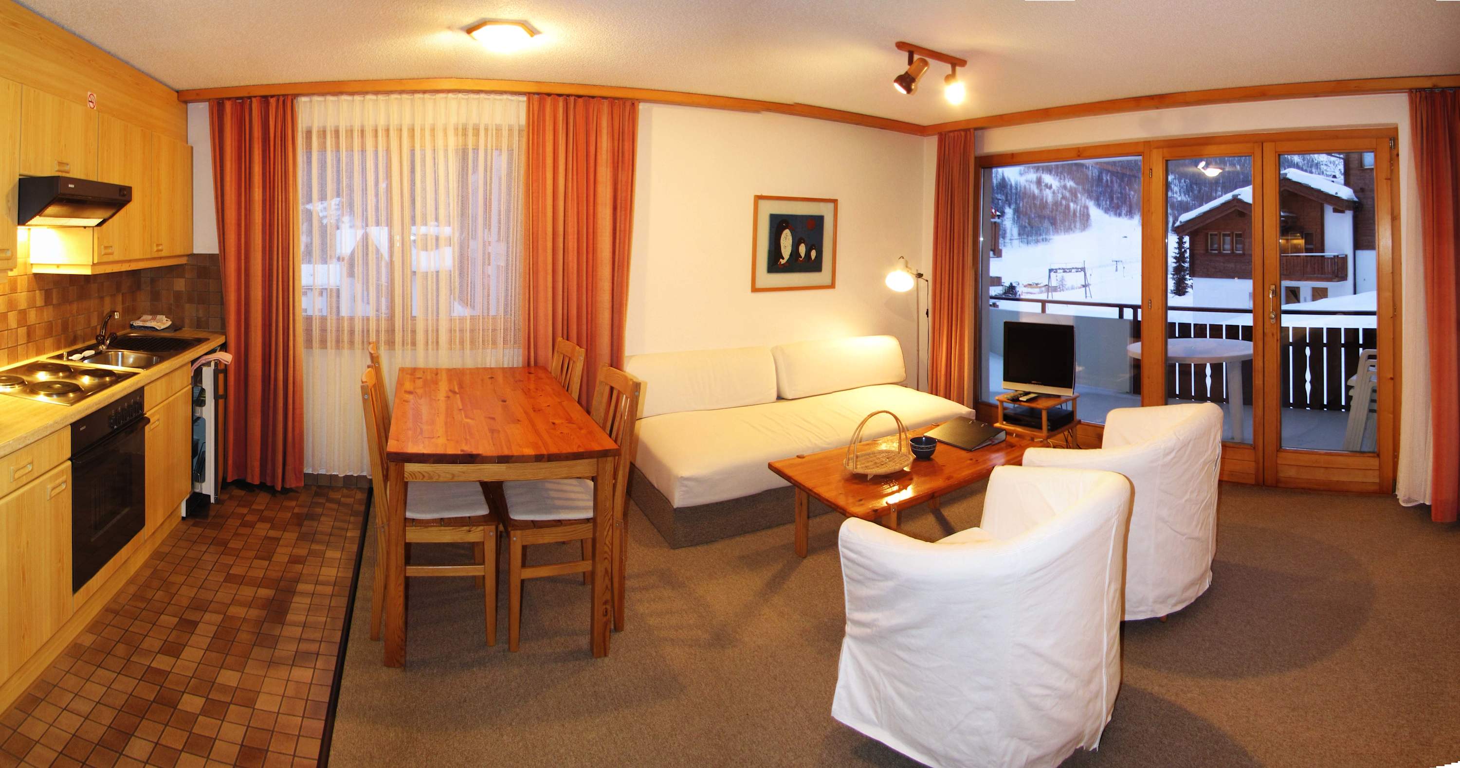 Hirsch 22: Cosy ski-in/out flat right on the slope — Saas-Fee, Valais — vacation rental