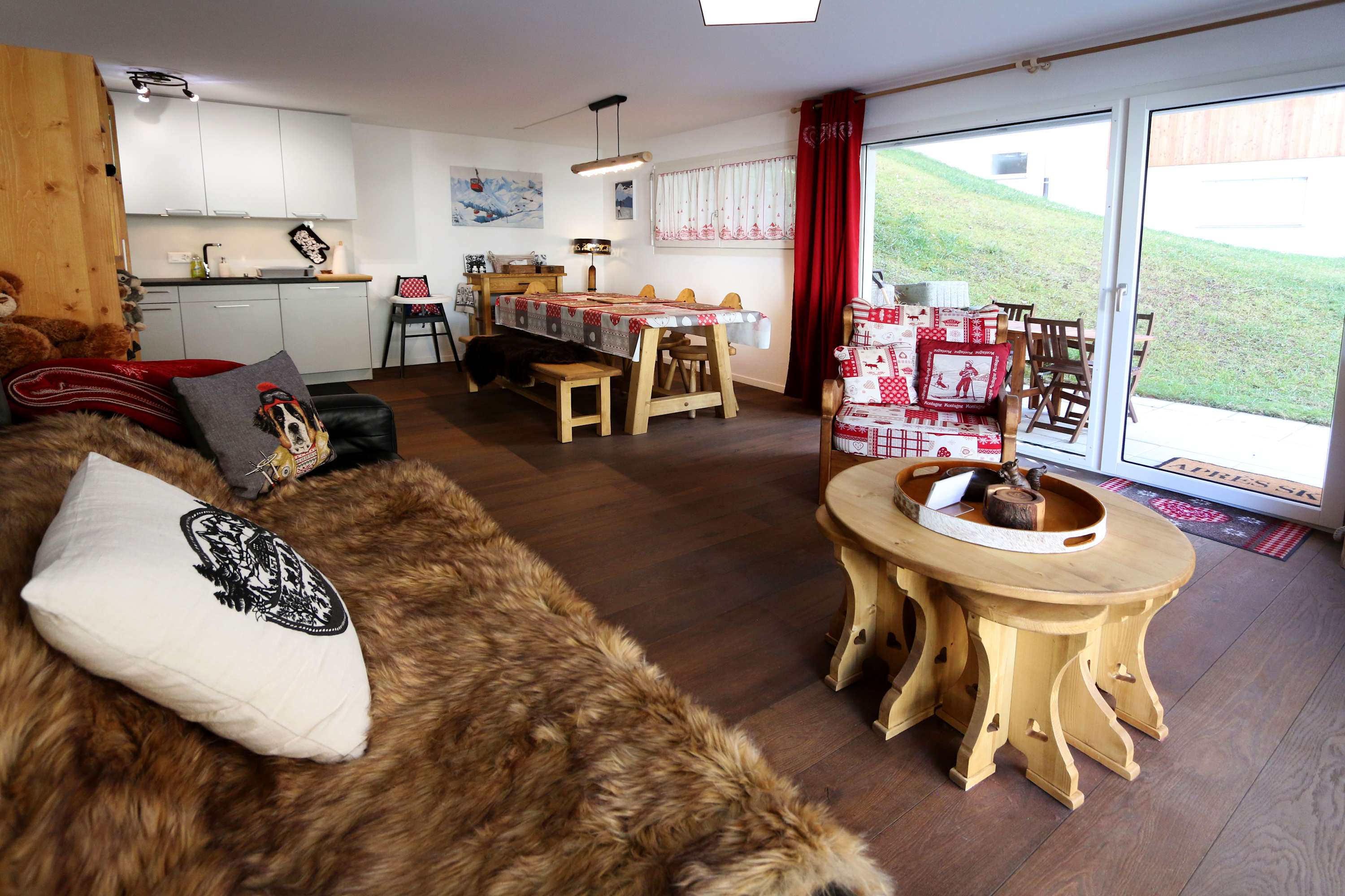 Perrine Garden – Cozy Central Apartment with Private Garden — Saas-Fee, Valais — vacation rental