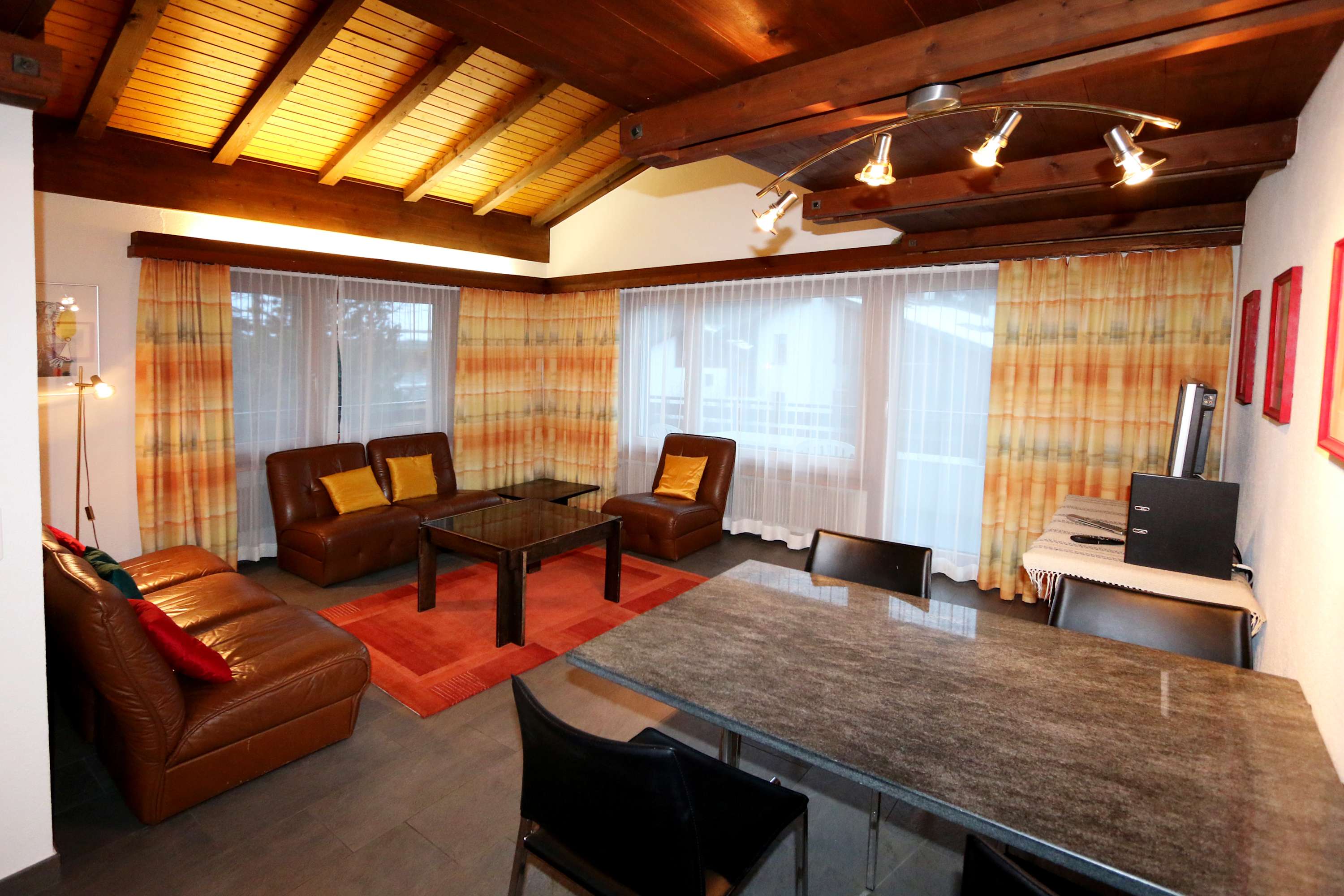 Sarazena U – 2-Room Apartment in a Sunny Area — Saas-Fee, Valais — vacation rental