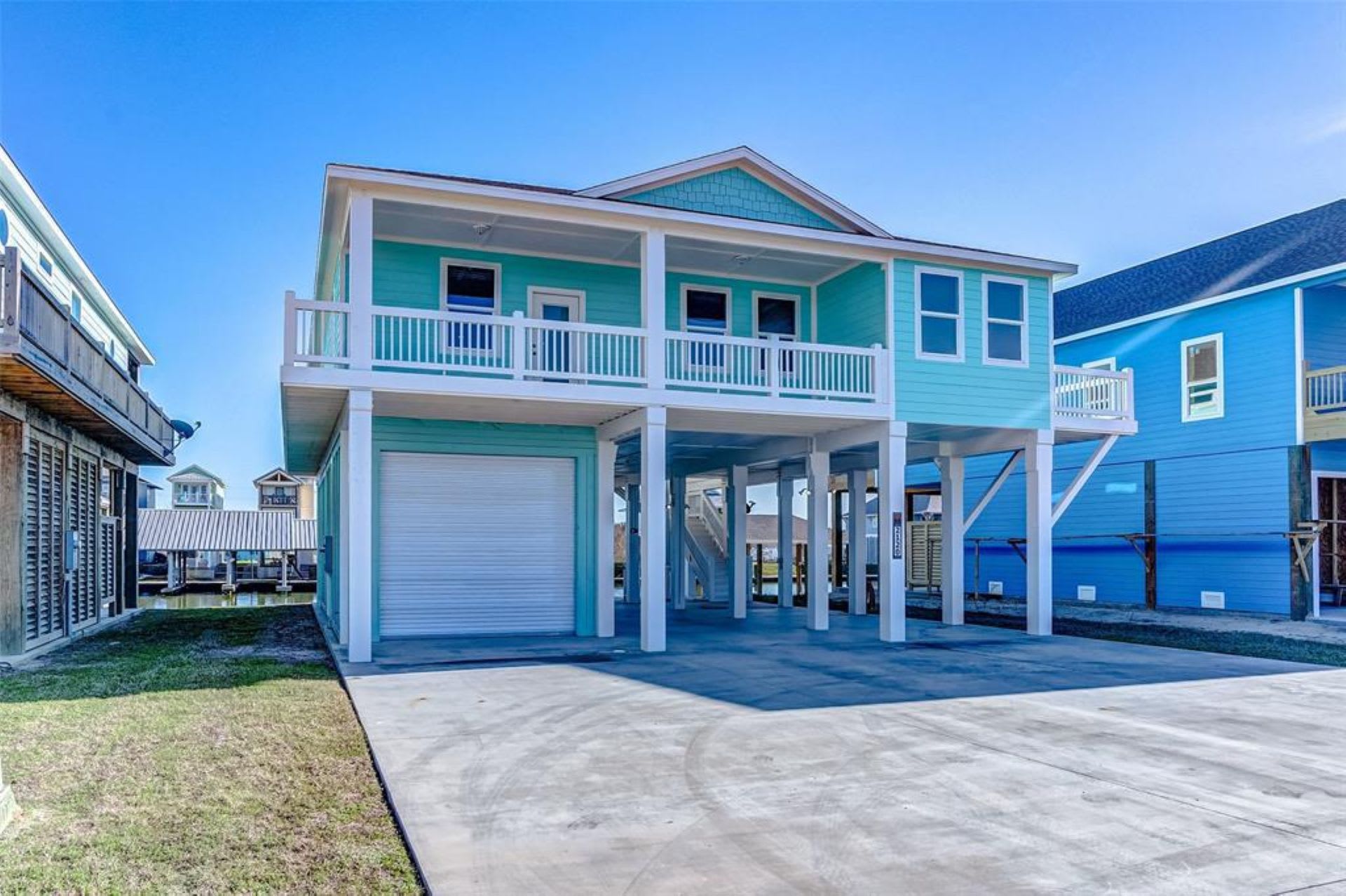 Laguna Cove Cabin, Canal Front — Bolivar Peninsula, TX — vacation rental