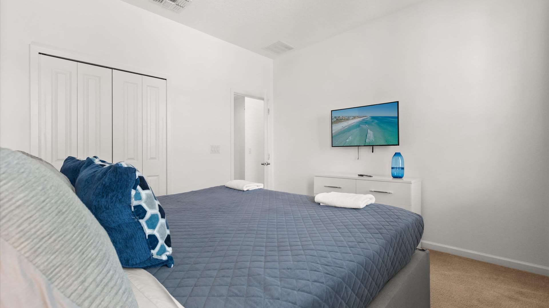 8BR Group Friendly Villa Private Pool Kid Friendly Amenities | Photo 15