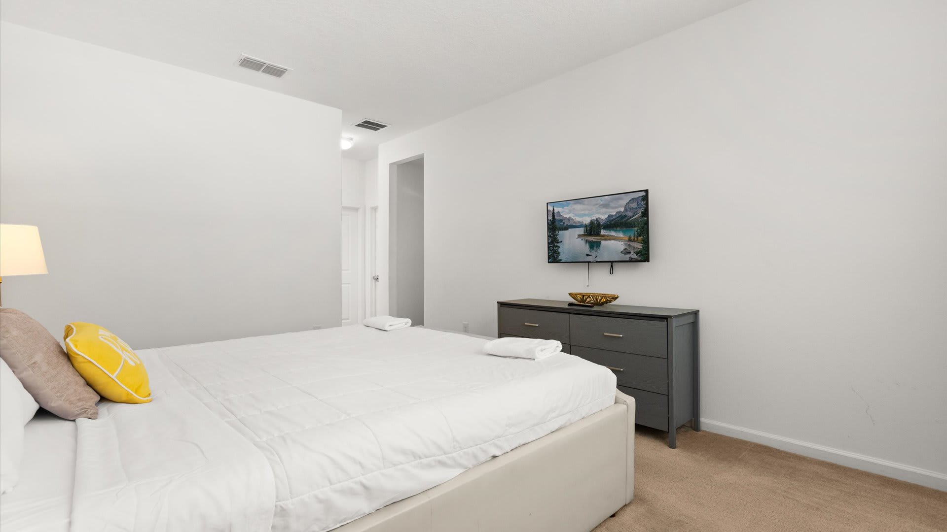 8BR Group Friendly Villa Private Pool Kid Friendly Amenities | Photo 17