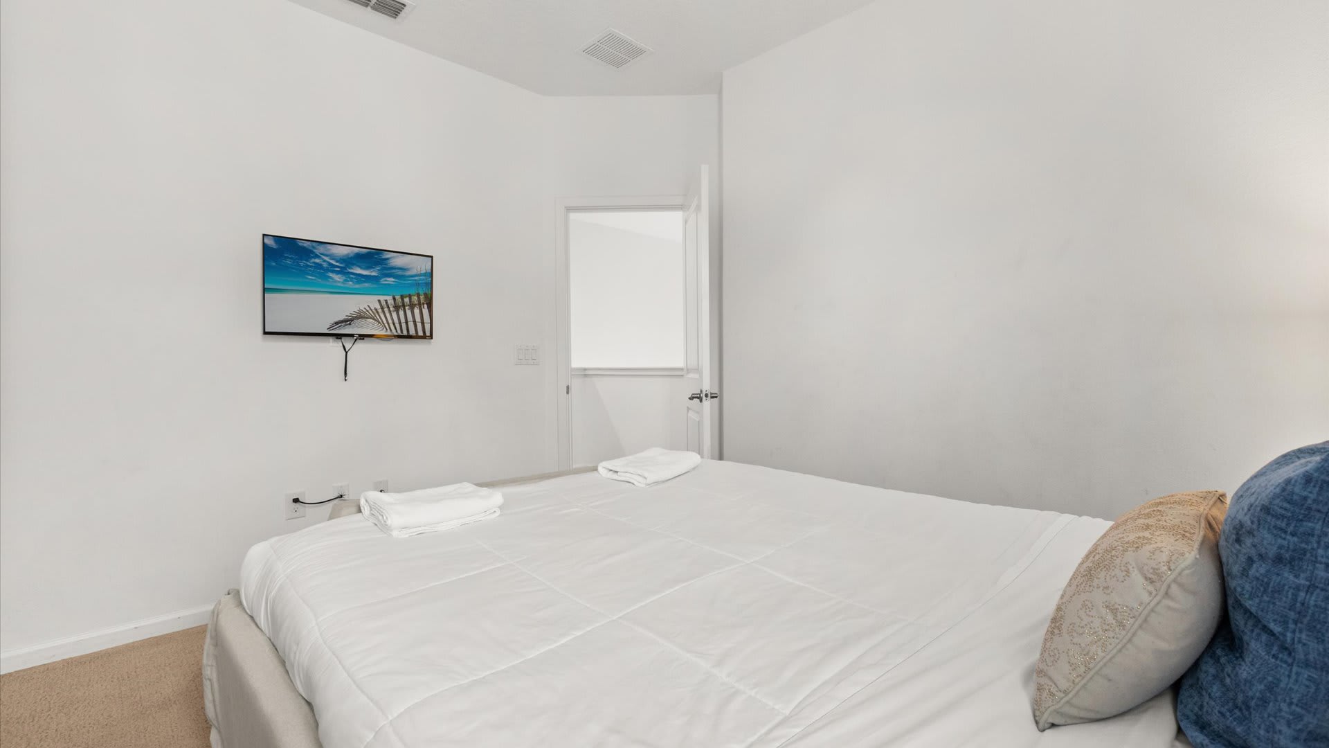 8BR Group Friendly Villa Private Pool Kid Friendly Amenities | Photo 31