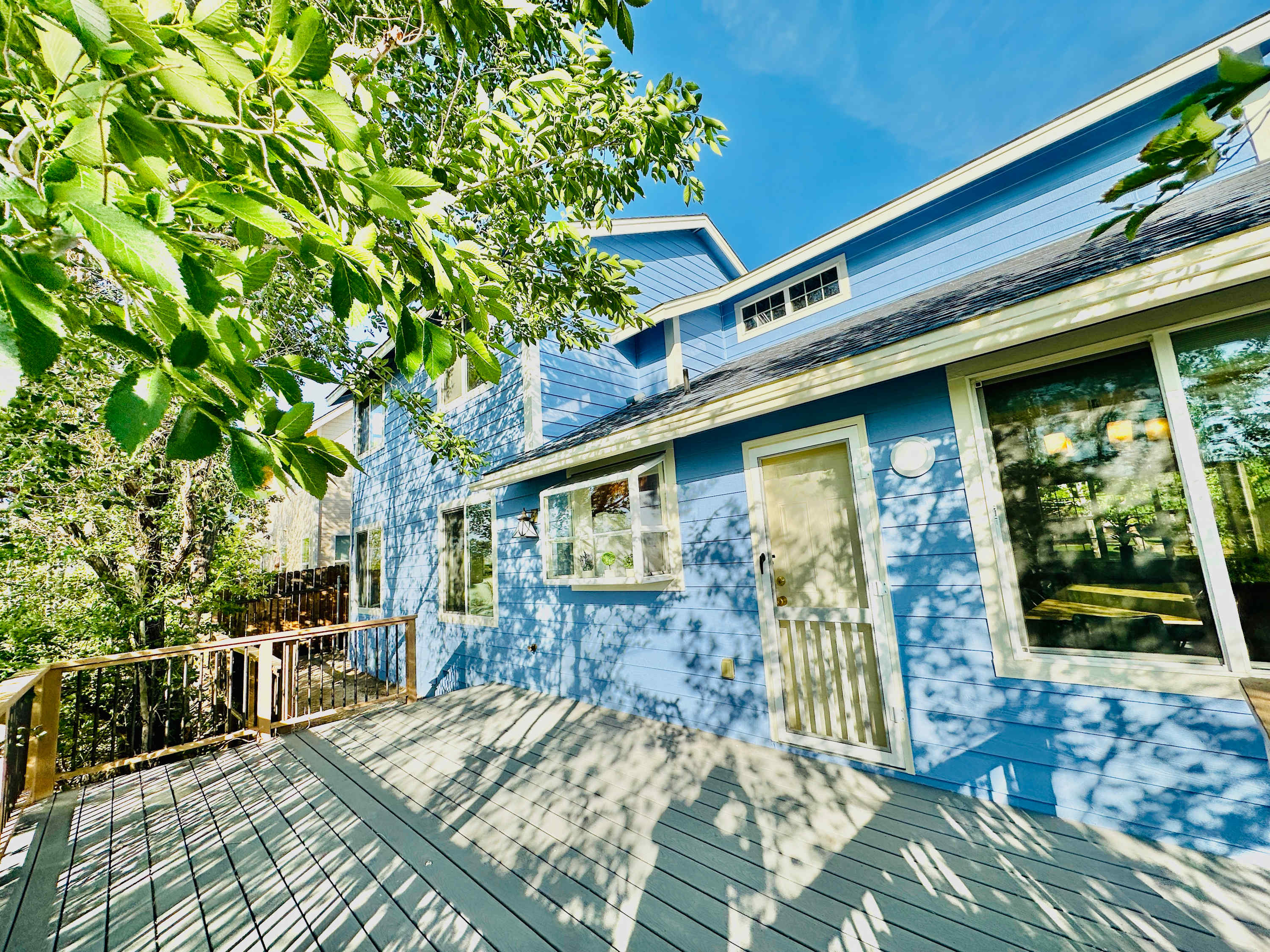 27 minutes to Tesla/Sleeps 12 β Reno, NV β vacation rental