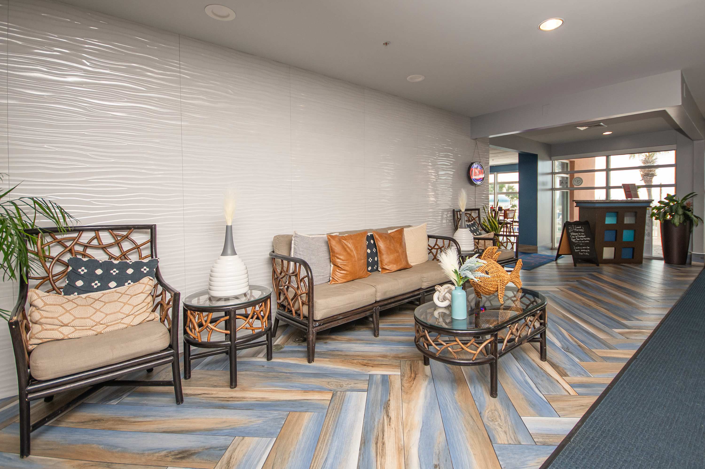 Clean, coastal, and thoughtfully designed for easy arrivals.
