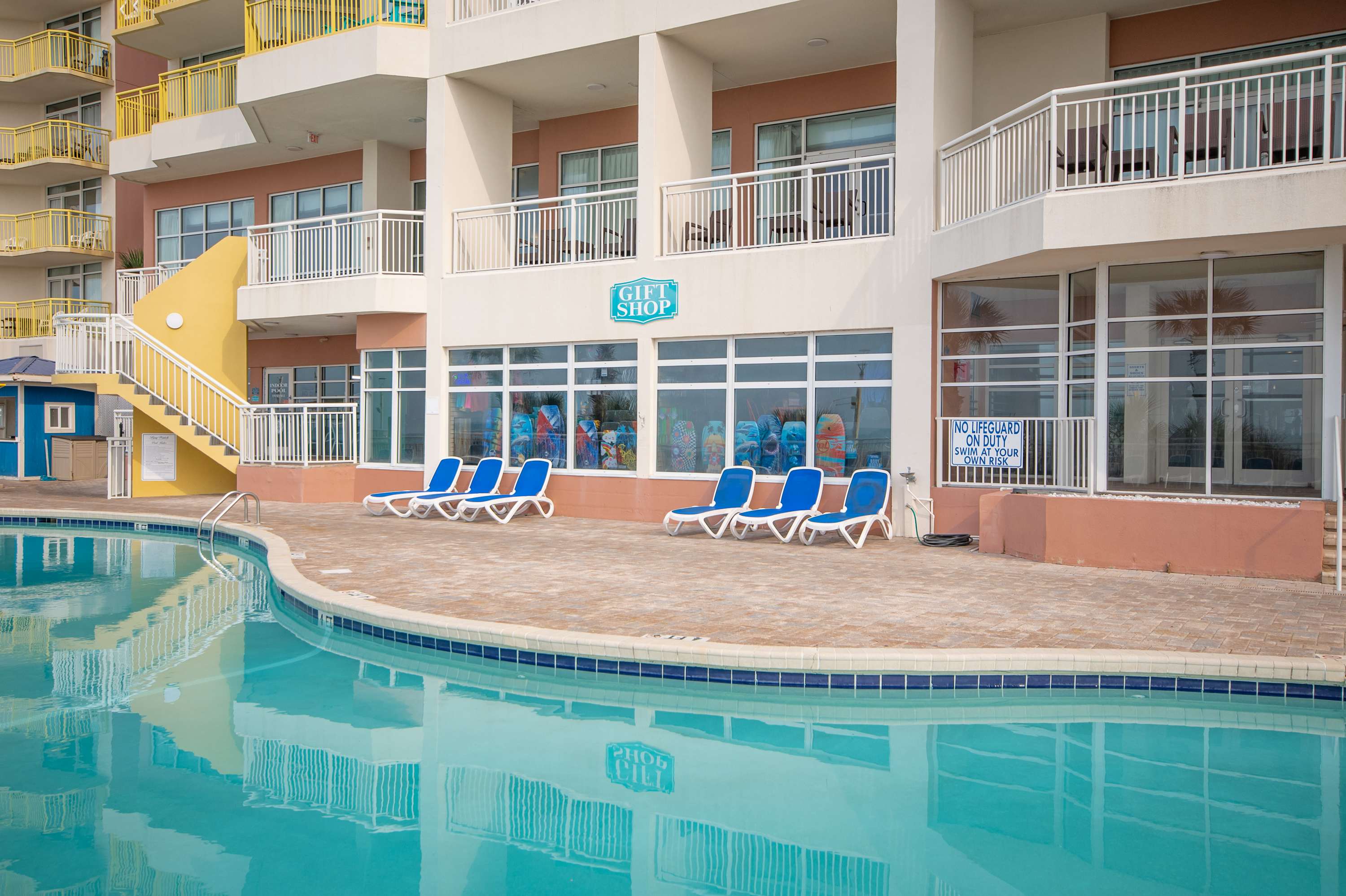 A little luxury, a lot of relaxation—Myrtle Beach style.

