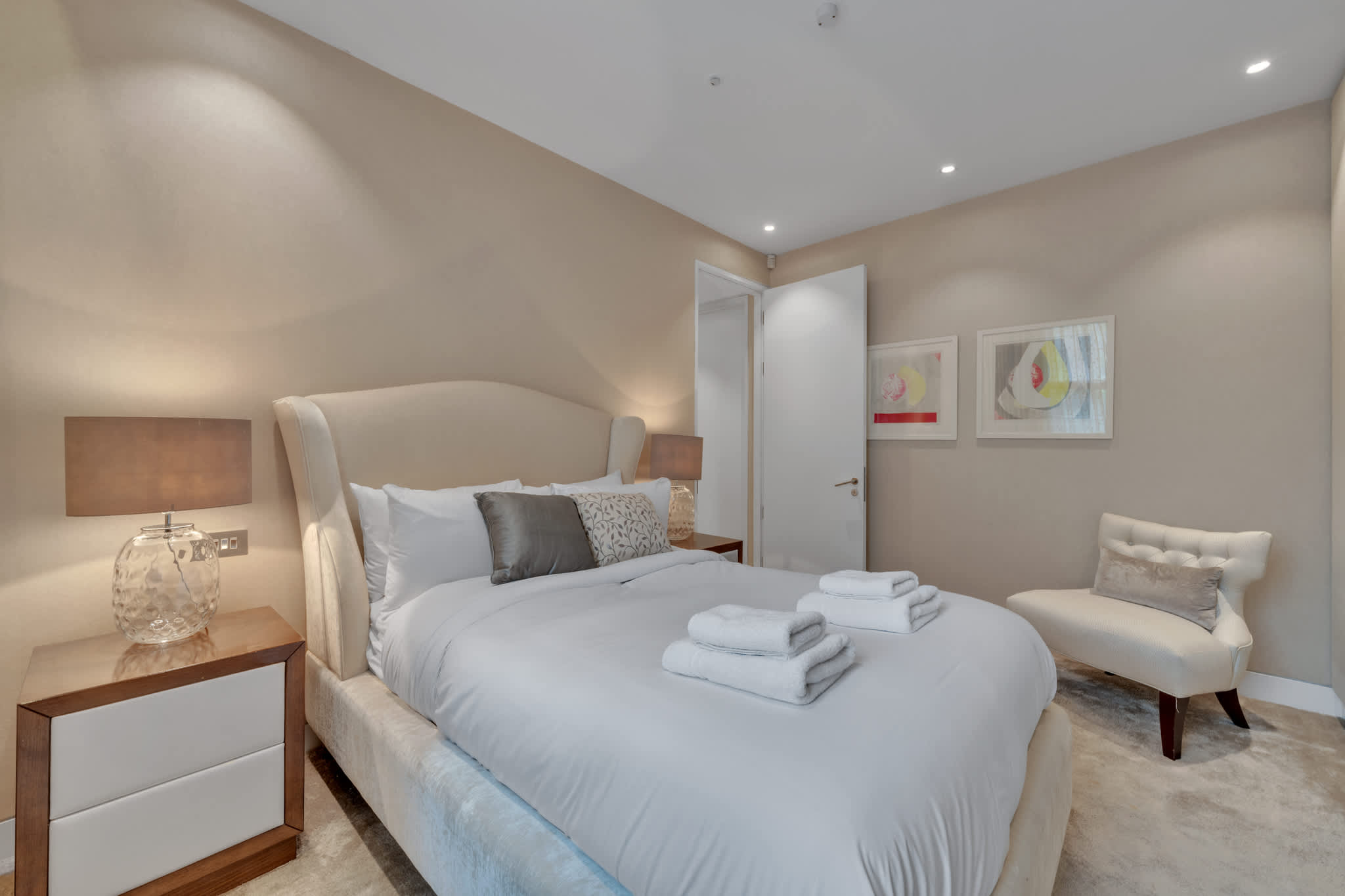 Luxury 3-Beds Apartment Baker street in Baker Street W1U 6SE - Property image 5 - VivreStays